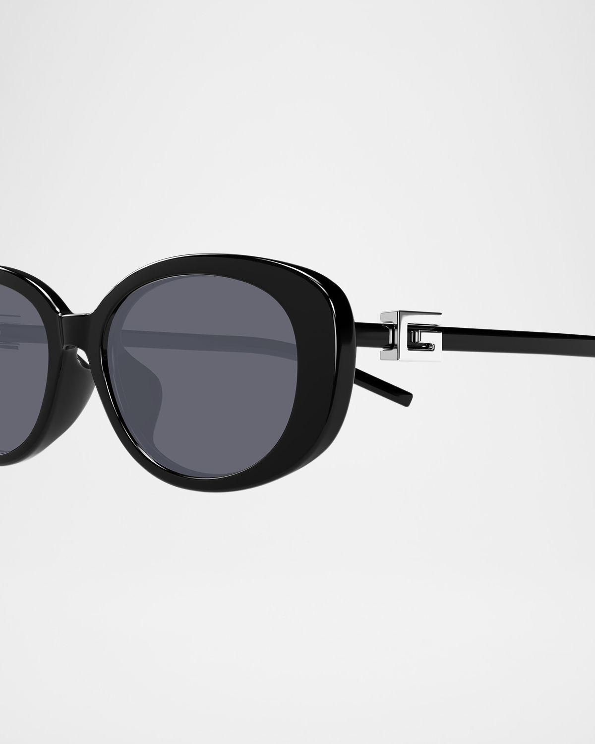 Gucci Plastic Cat-Eye Sunglasses