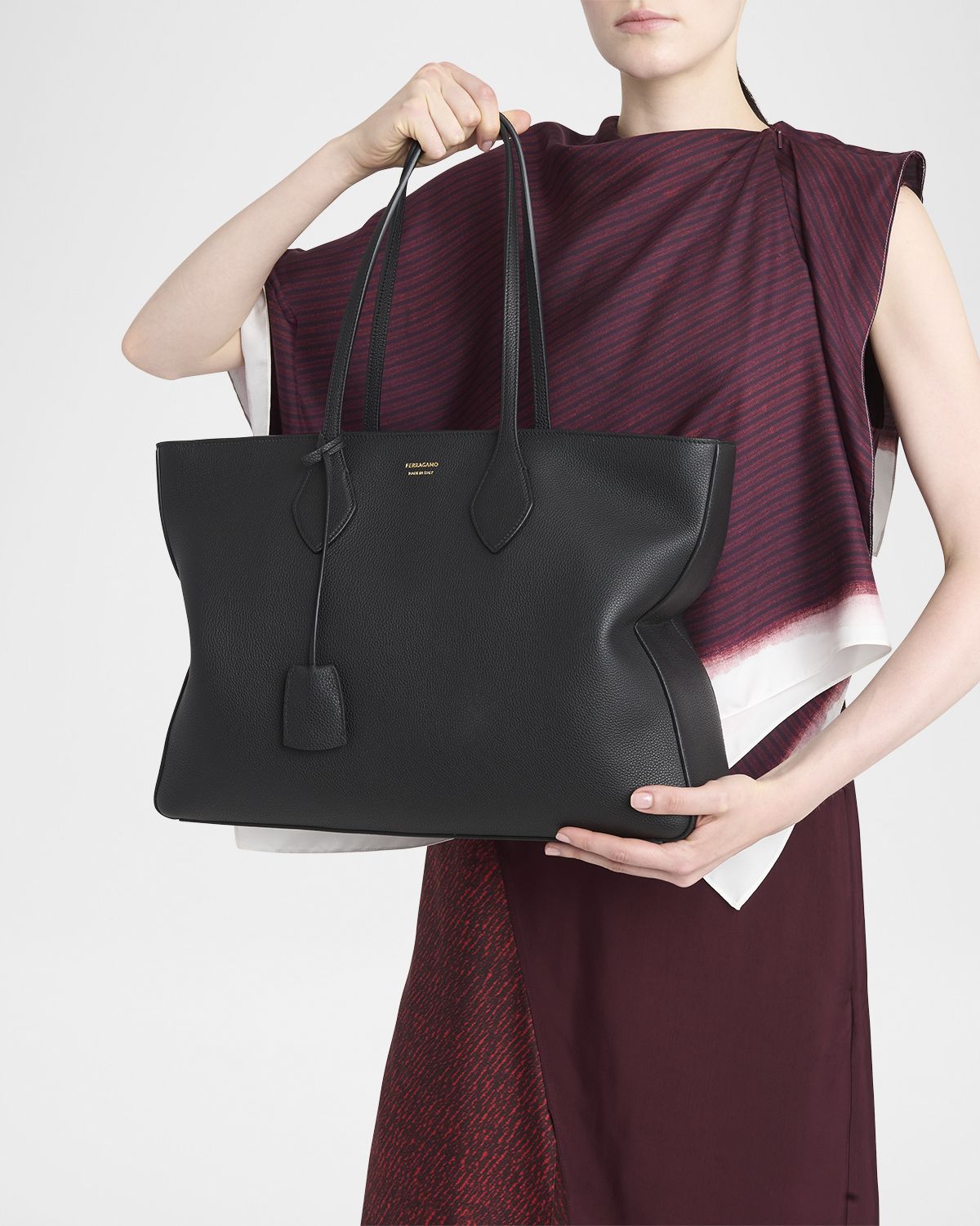 Ferragamo Star Zip Leather Tote Bag