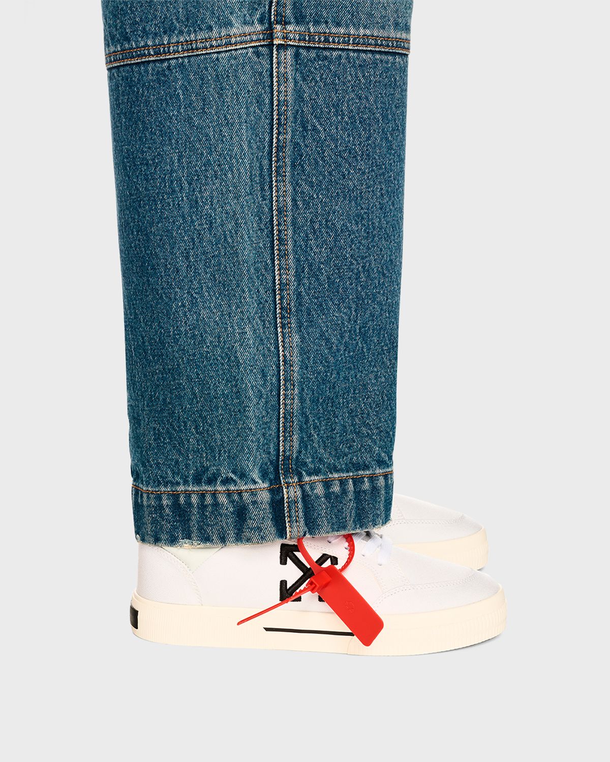 Off-White Vulcanized Canvas Bicolor Low-Top Sneakers