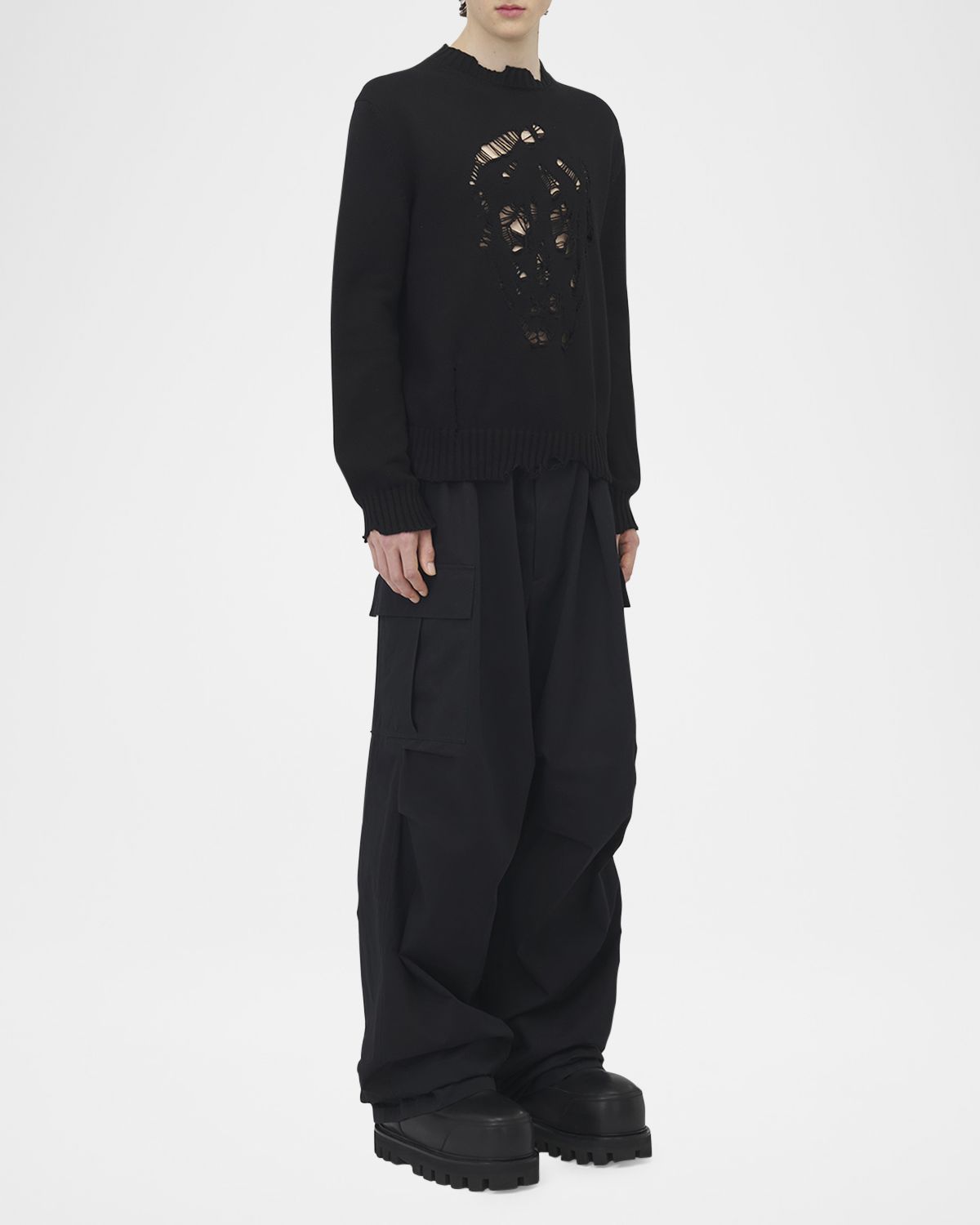 McQueen Men 's Distressed Skull Sweater