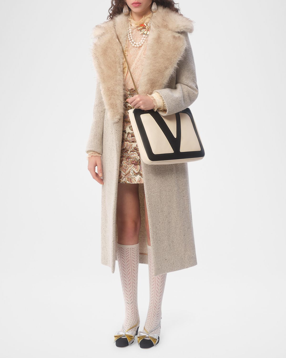 Valentino Garavani Viva Superstar Medium Leather Tote Bag