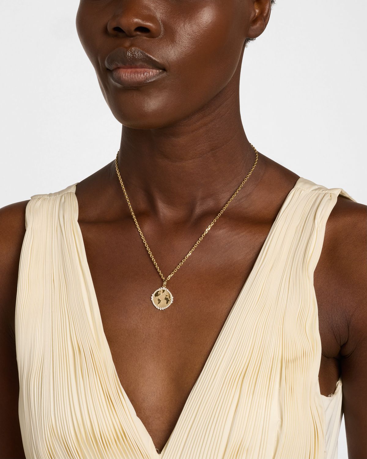 Sydney Evan 14K Yellow Gold Diamond World Traveler Coin Pendant Necklace