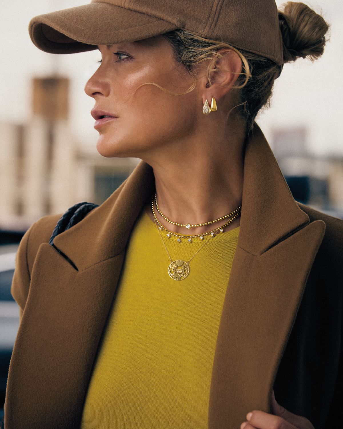 Jennifer Meyer 18K Yellow Gold Open Good Luck Pendant Necklace with Diamonds