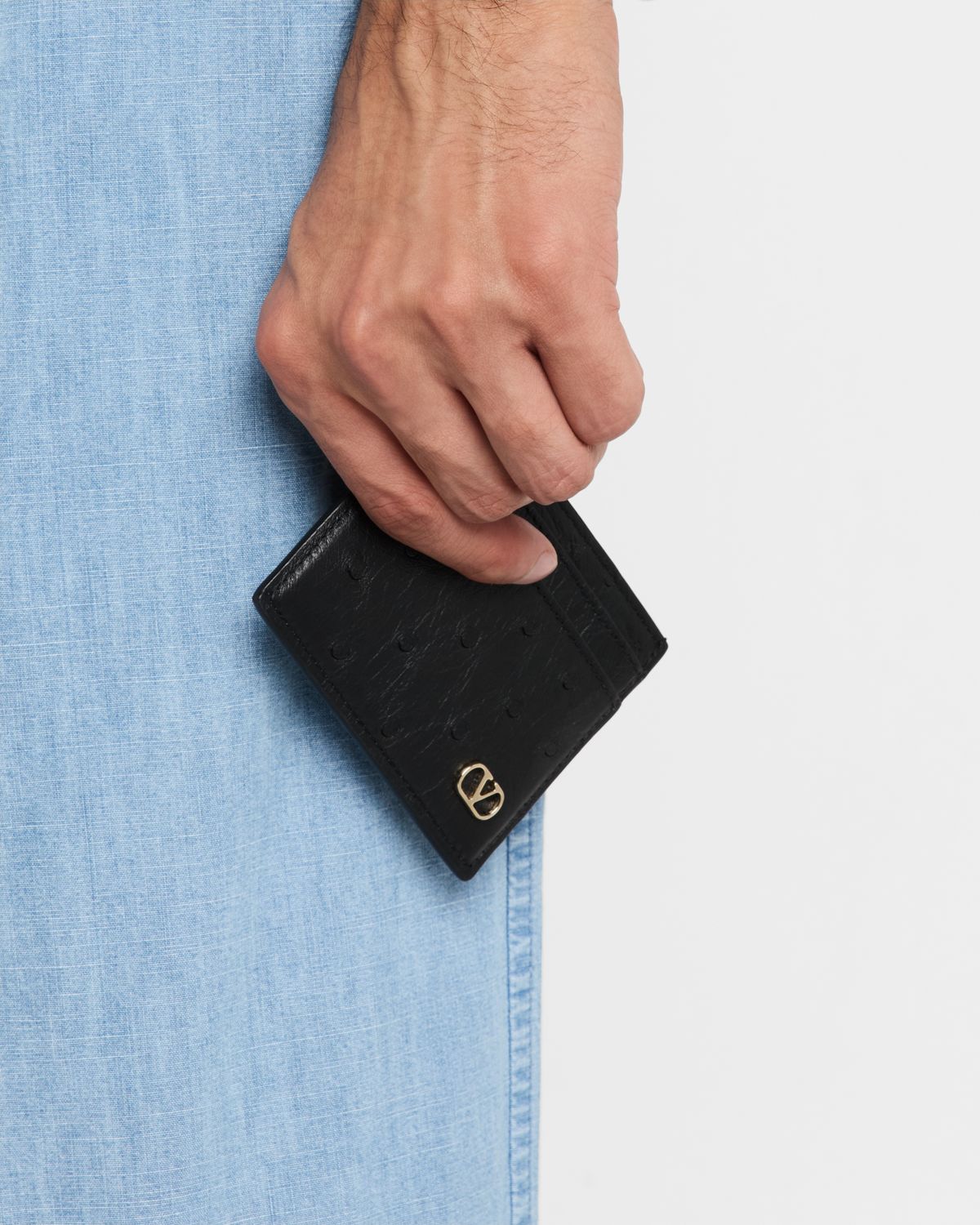 Valentino Garavani Men 's Ostrich-Effect VLogo Card Holder