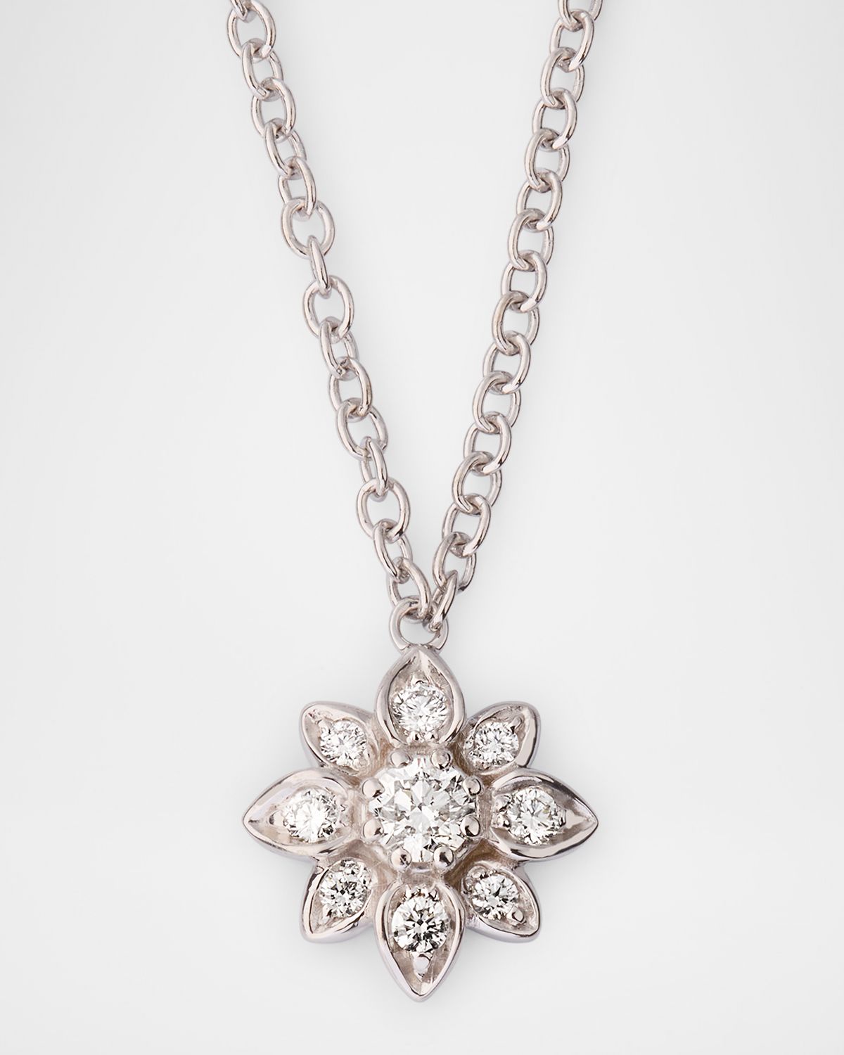 Gucci 18K White Gold Diamond Flower Pendant Necklace