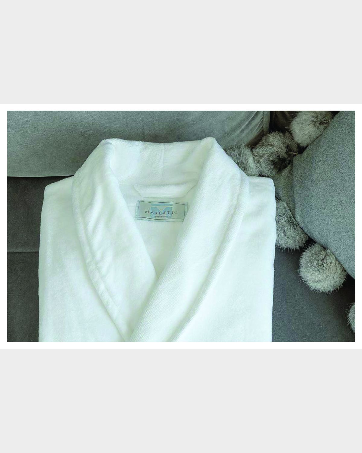 Majestic International Men 's Dorchester Cotton Shawl Robe