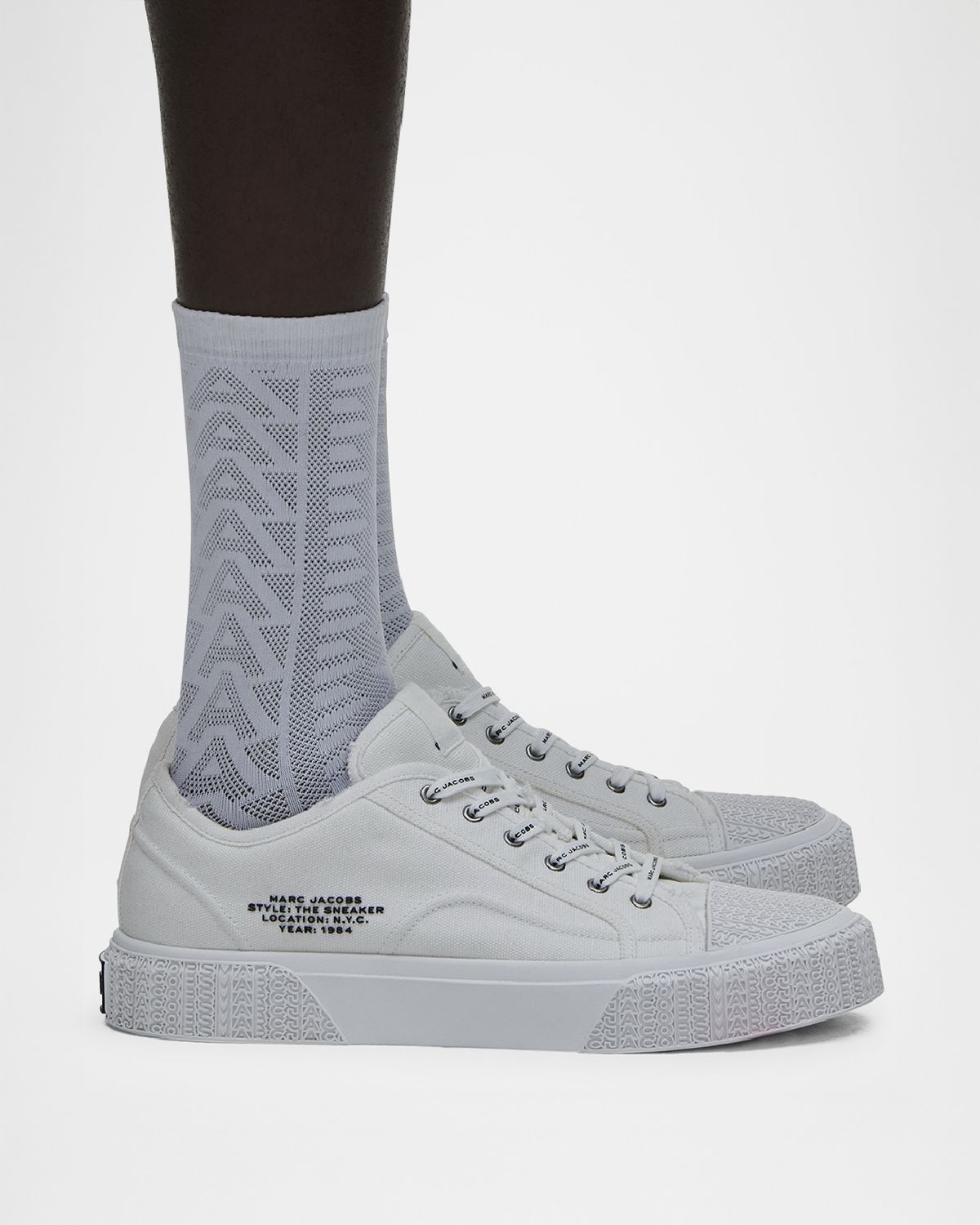 Marc Jacobs The Canvas Low-Top Sneakers