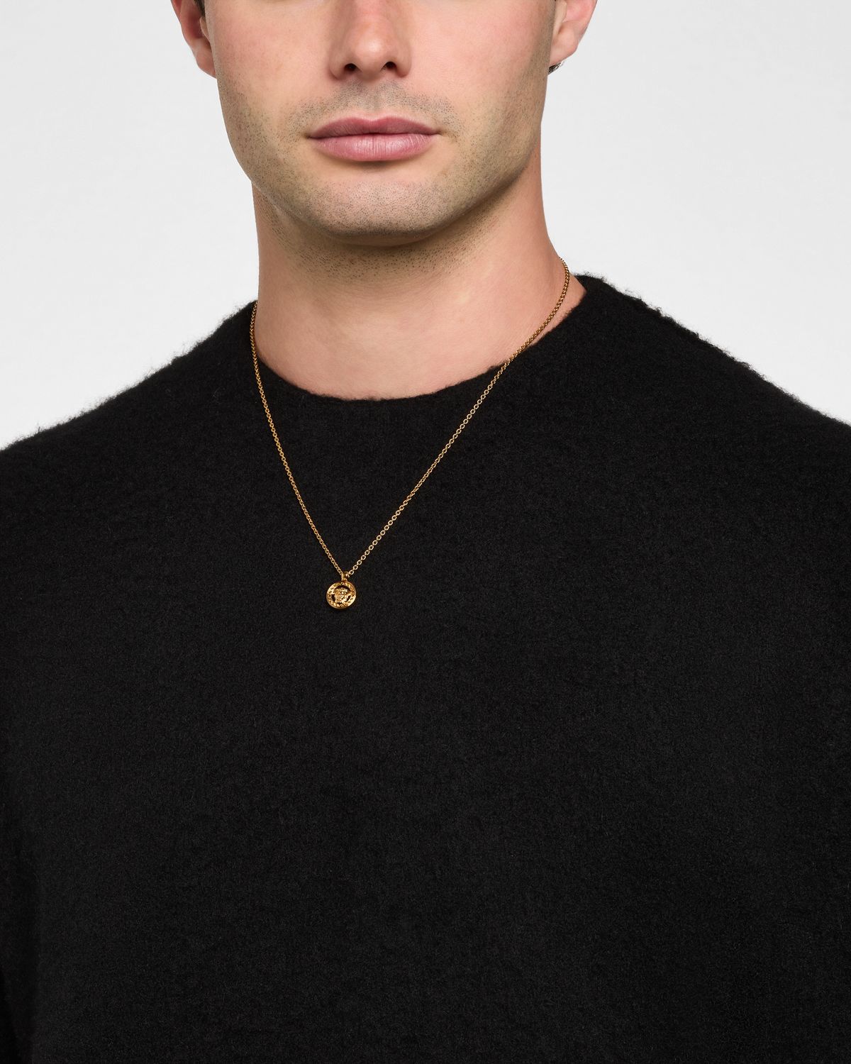 Versace Men 's Medusa 95 Pendant Necklace