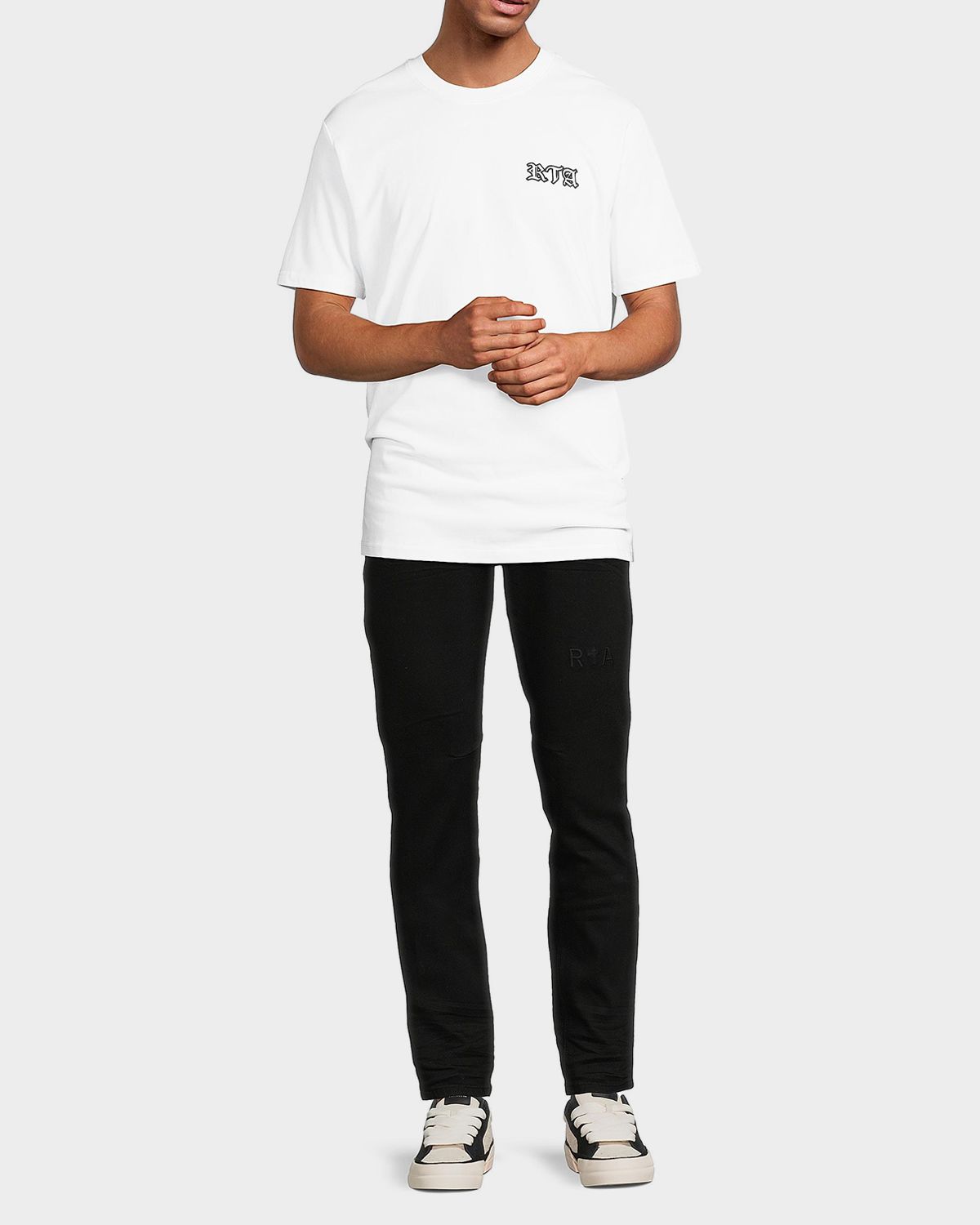 RTA Men 's Bryant Embroidered Logo Skinny Jeans