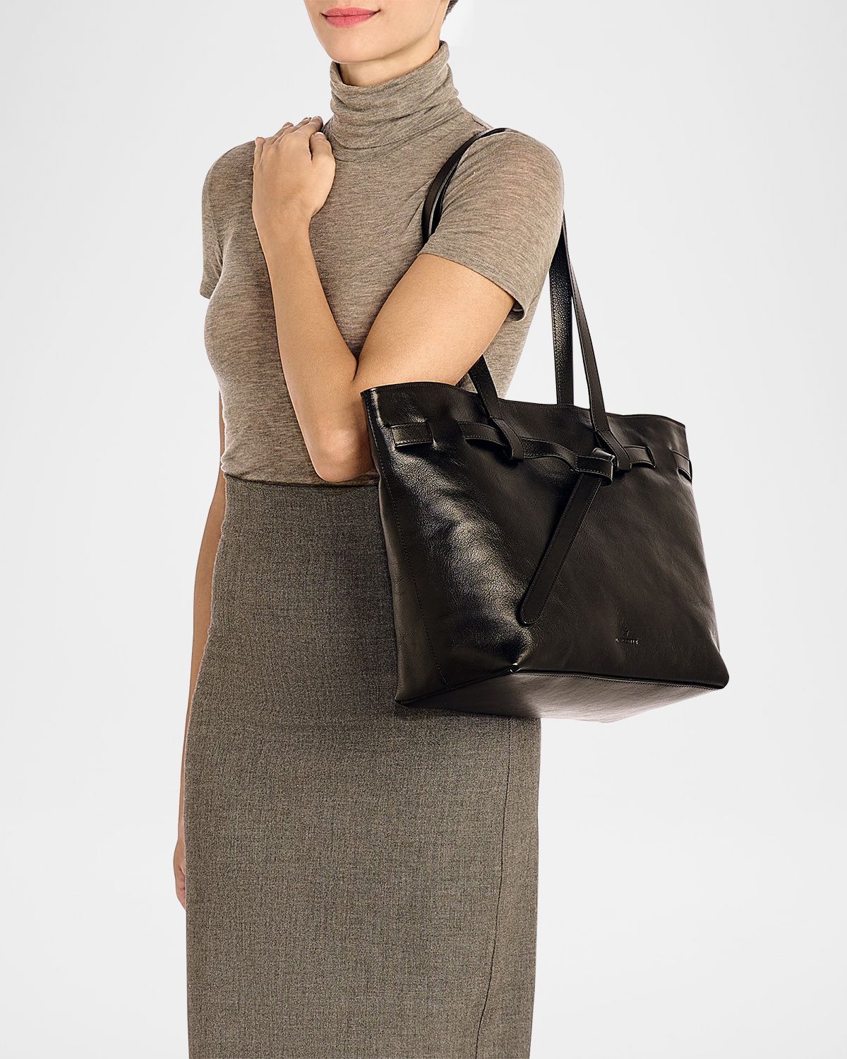 Il Bisonte Elisa East-West Leather Tote Bag