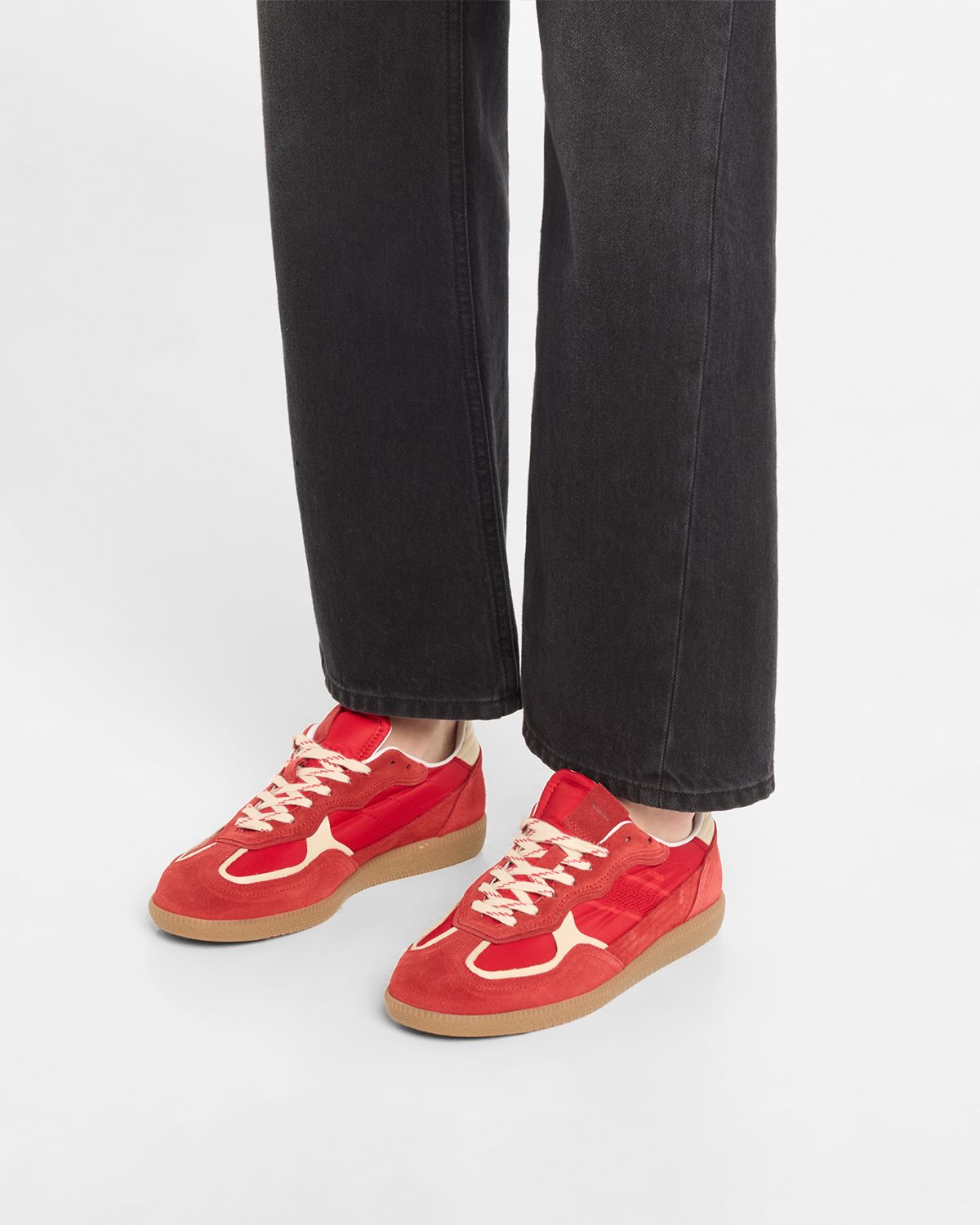 ALOHAS TB.490 Rife Suede Low-Top Sneakers