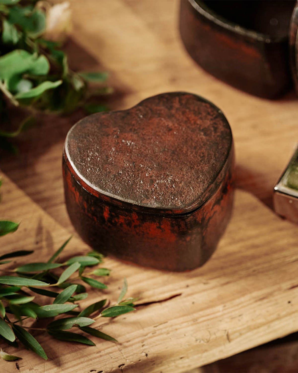 Jan Barboglio Amor Cast Iron Heart Box