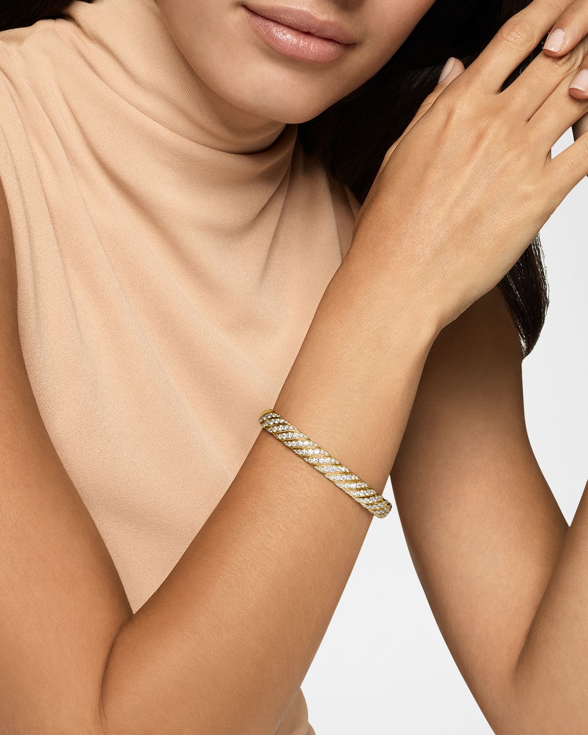 David Yurman Sculpted Cable Bracelet with Diamonds in 18K Gold