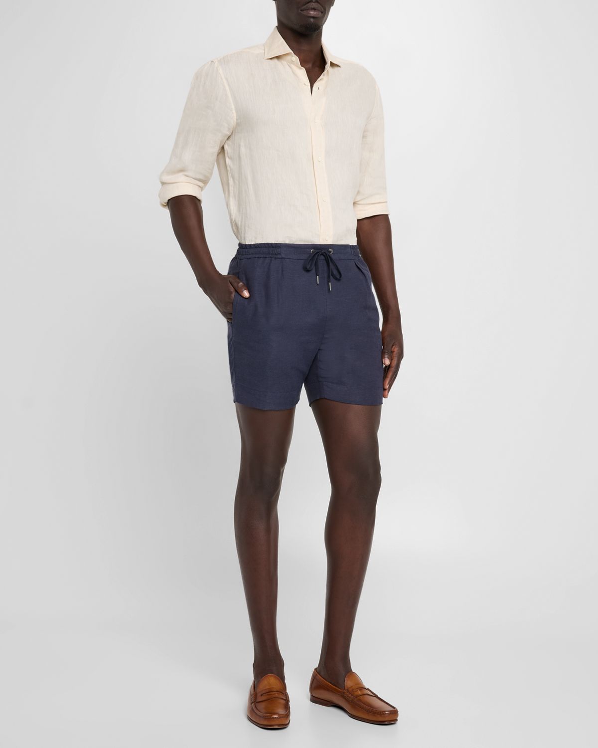 Ralph Lauren Purple Label Men 's Hand-Tailored Pleated Drawstring Shorts