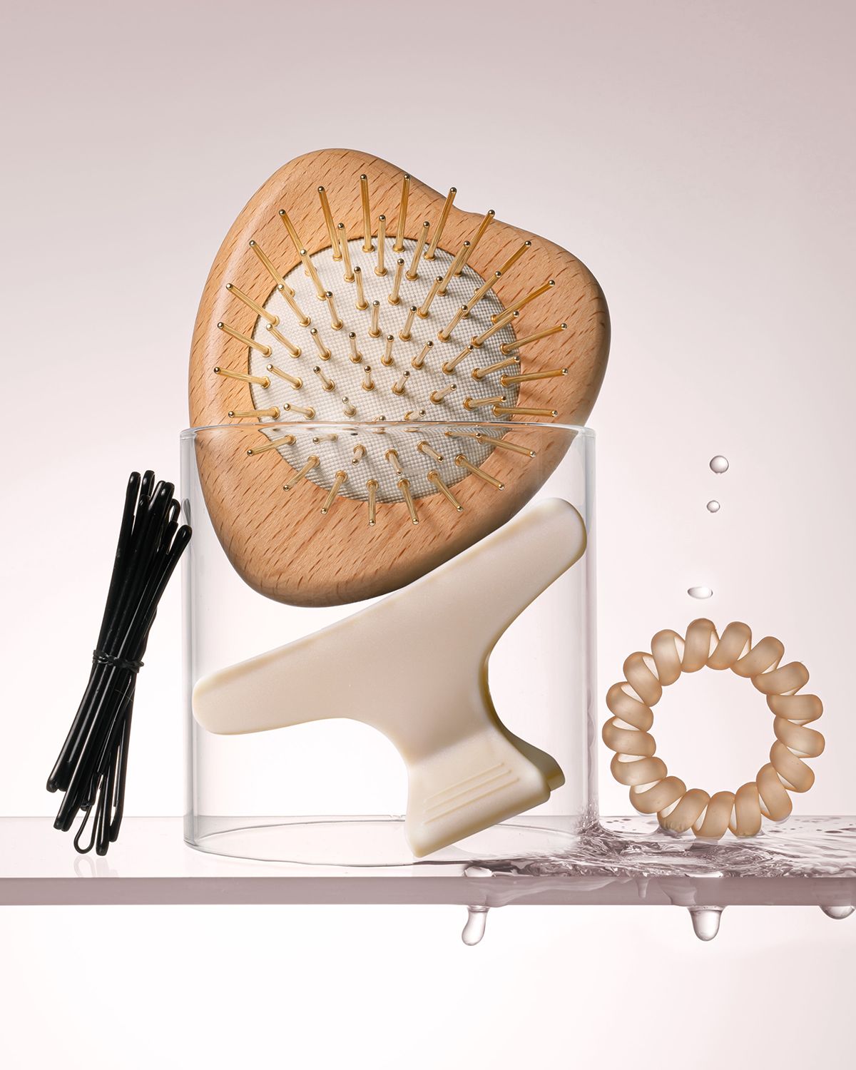 SNOW FOX Gua Sha Hair and Scalp Brush Love Heart Wooden Edition | Thumbnail 7