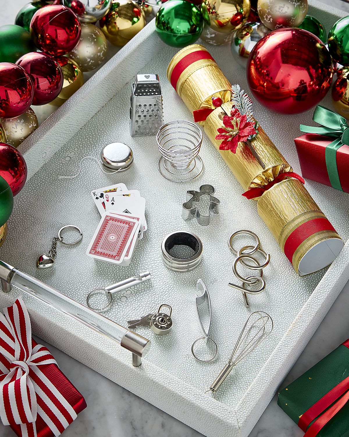 Robin Reed Golden Poinsettia Christmas Crackers, Set of 6