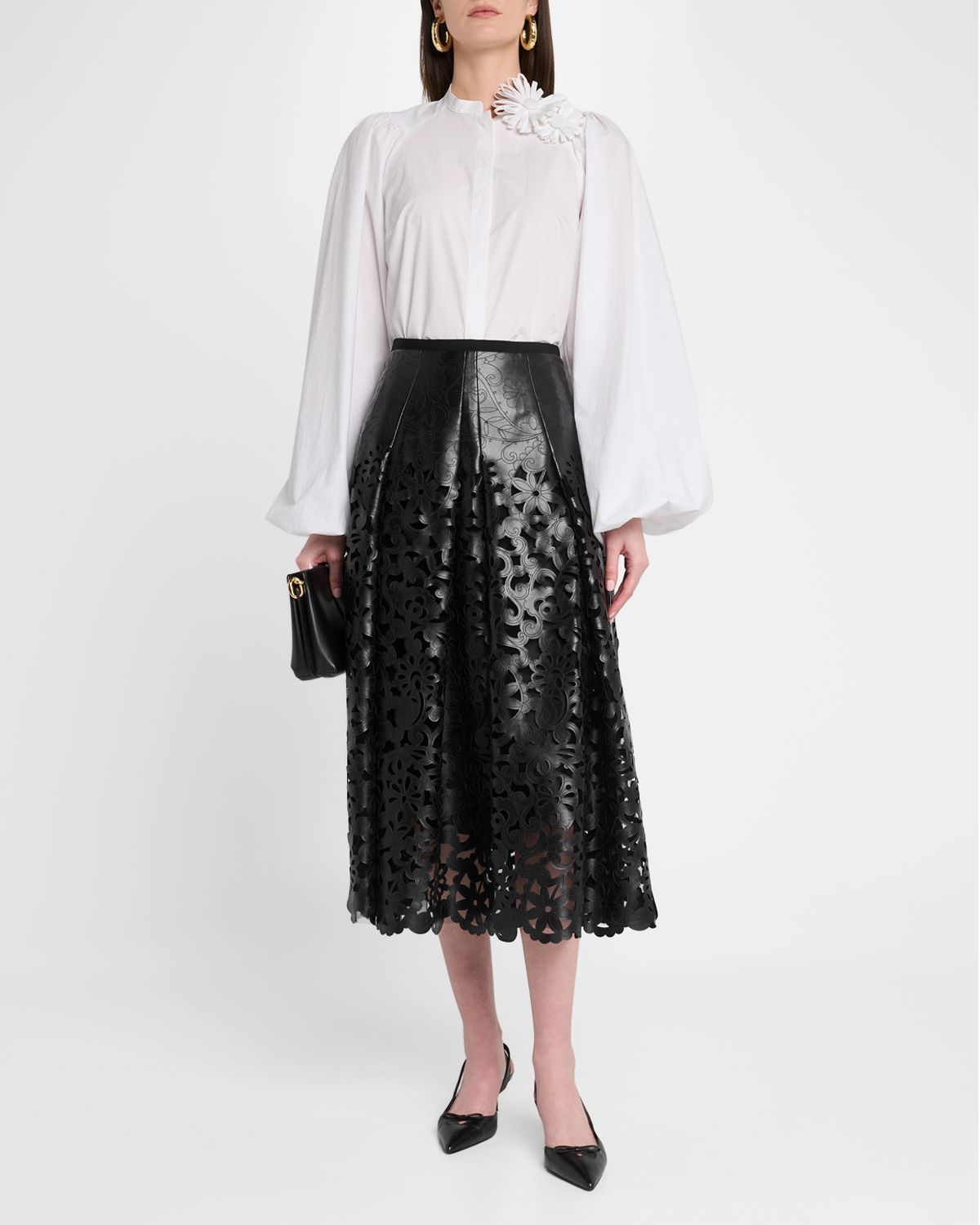 Maison Common Flower Pin Balloon-Sleeve Cotton Blouse