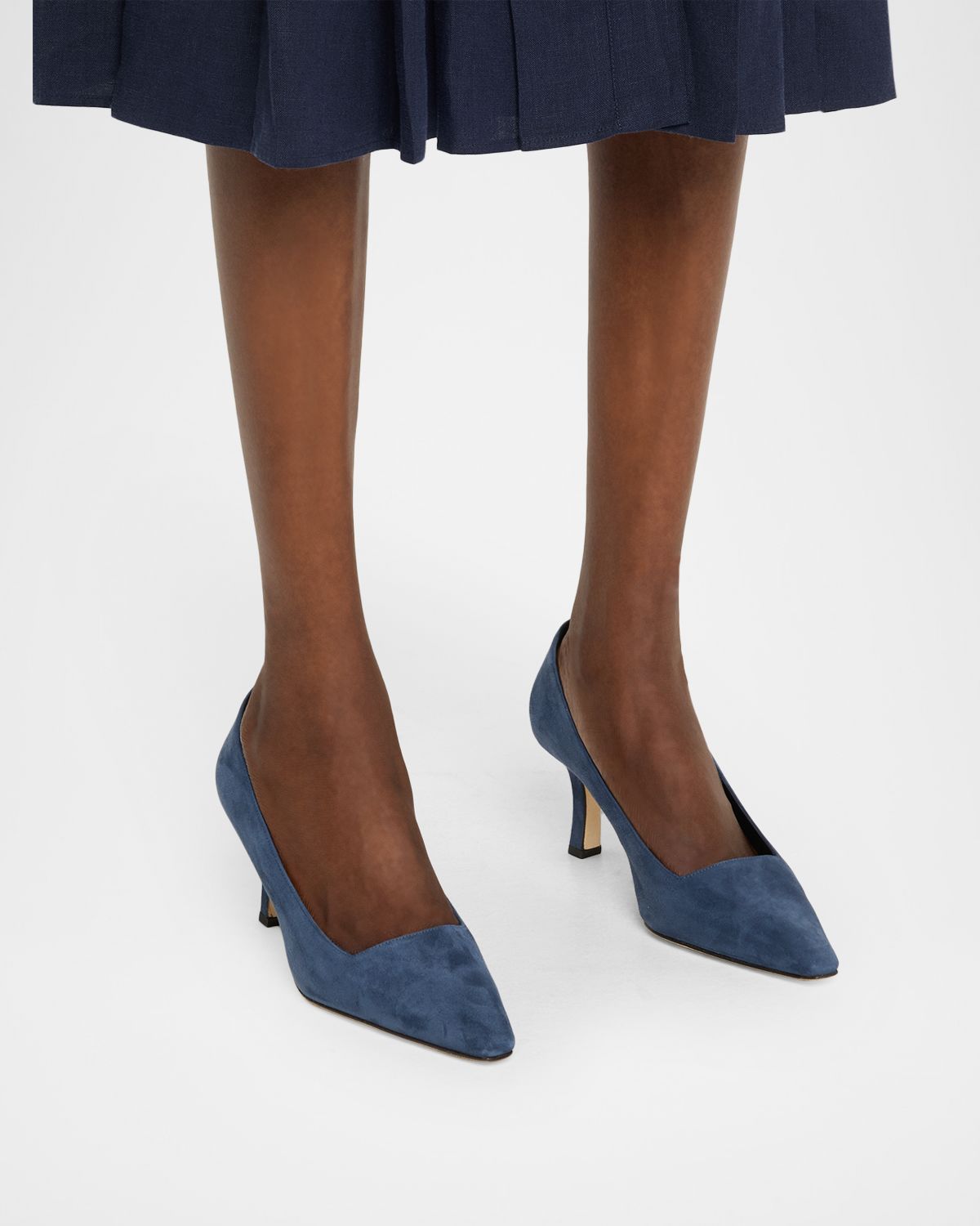 Manolo Blahnik Moiralo Suede Pumps