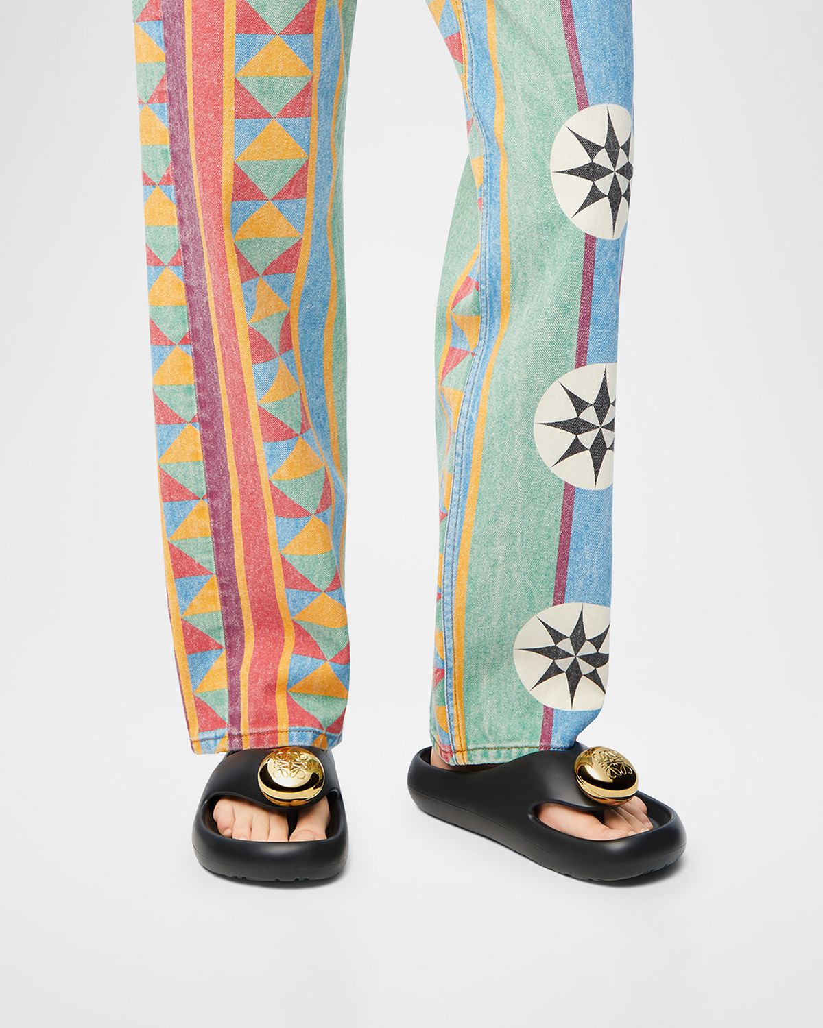 Loewe Pebble Patent Toe-Post Slide Sandals