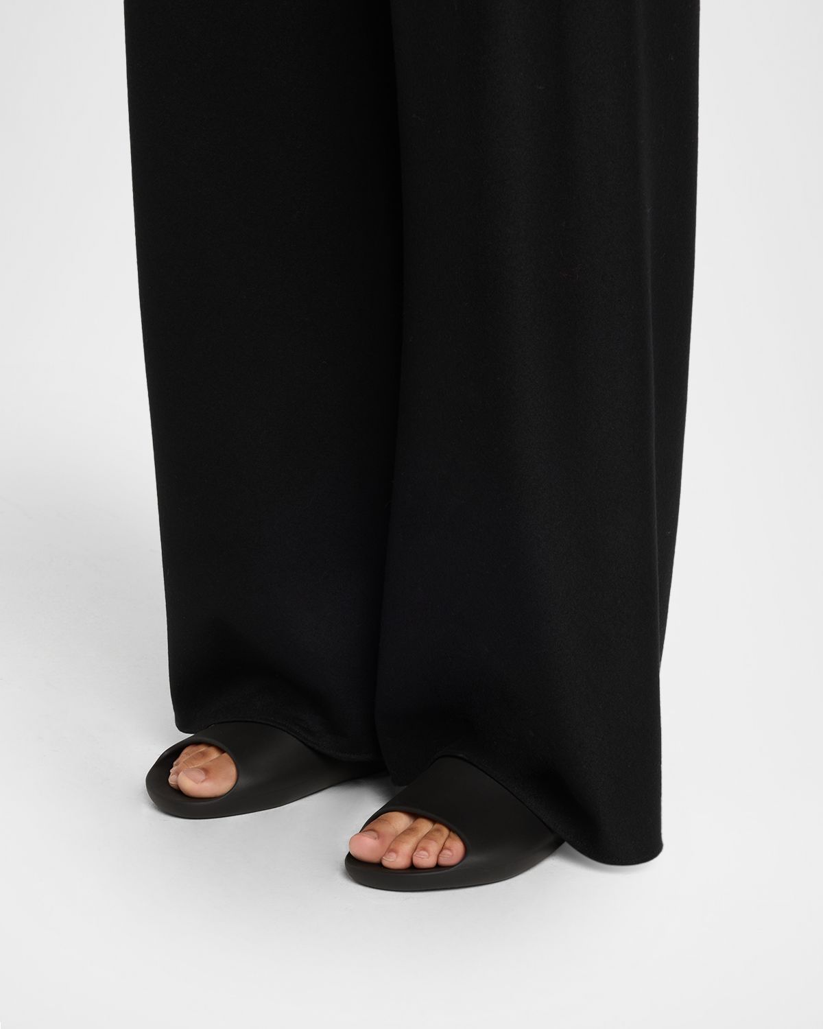 THE ROW Ama Rubber Flat Slide Sandals