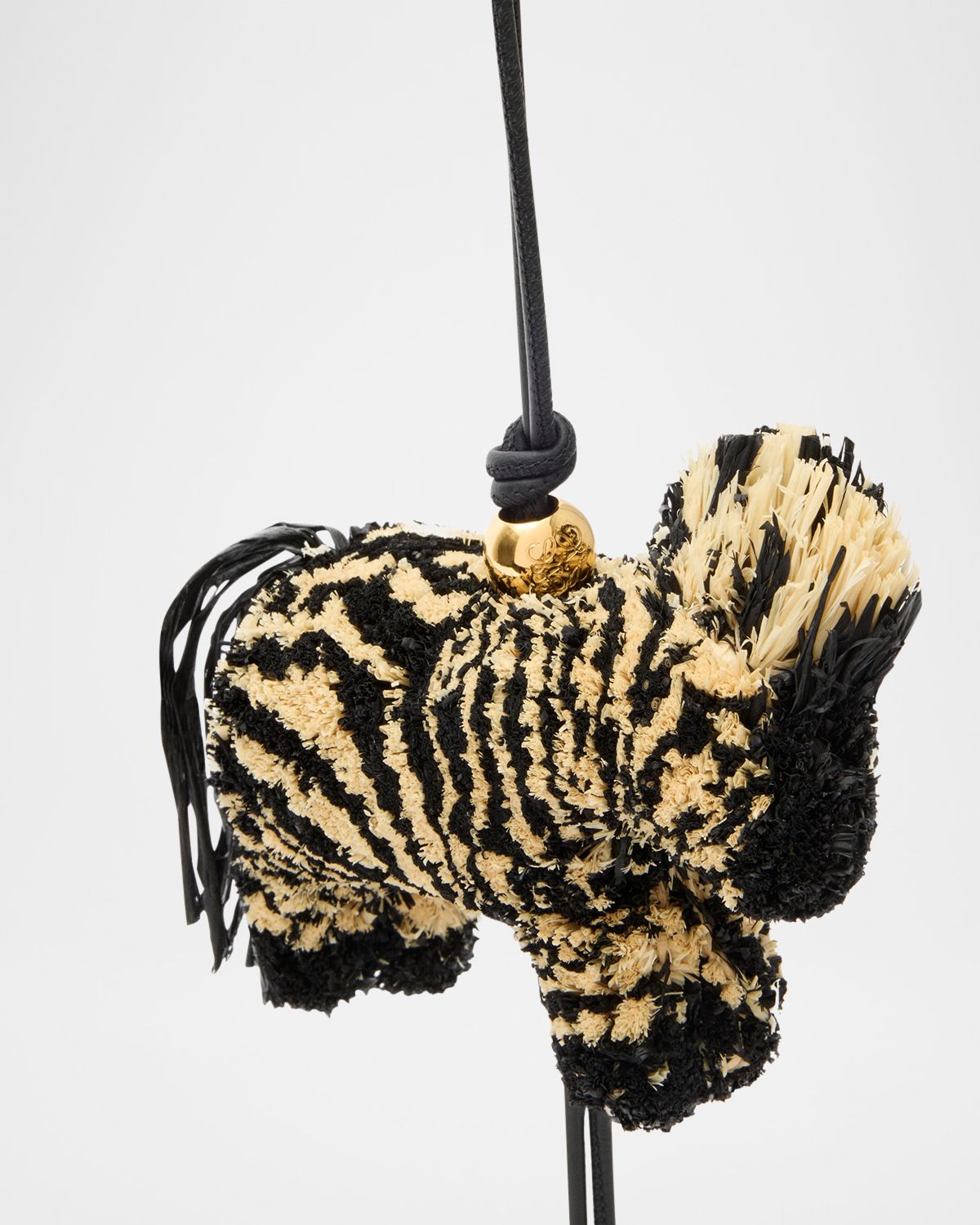 Loewe x Paula 's Ibiza Zebra Charm in Raffia