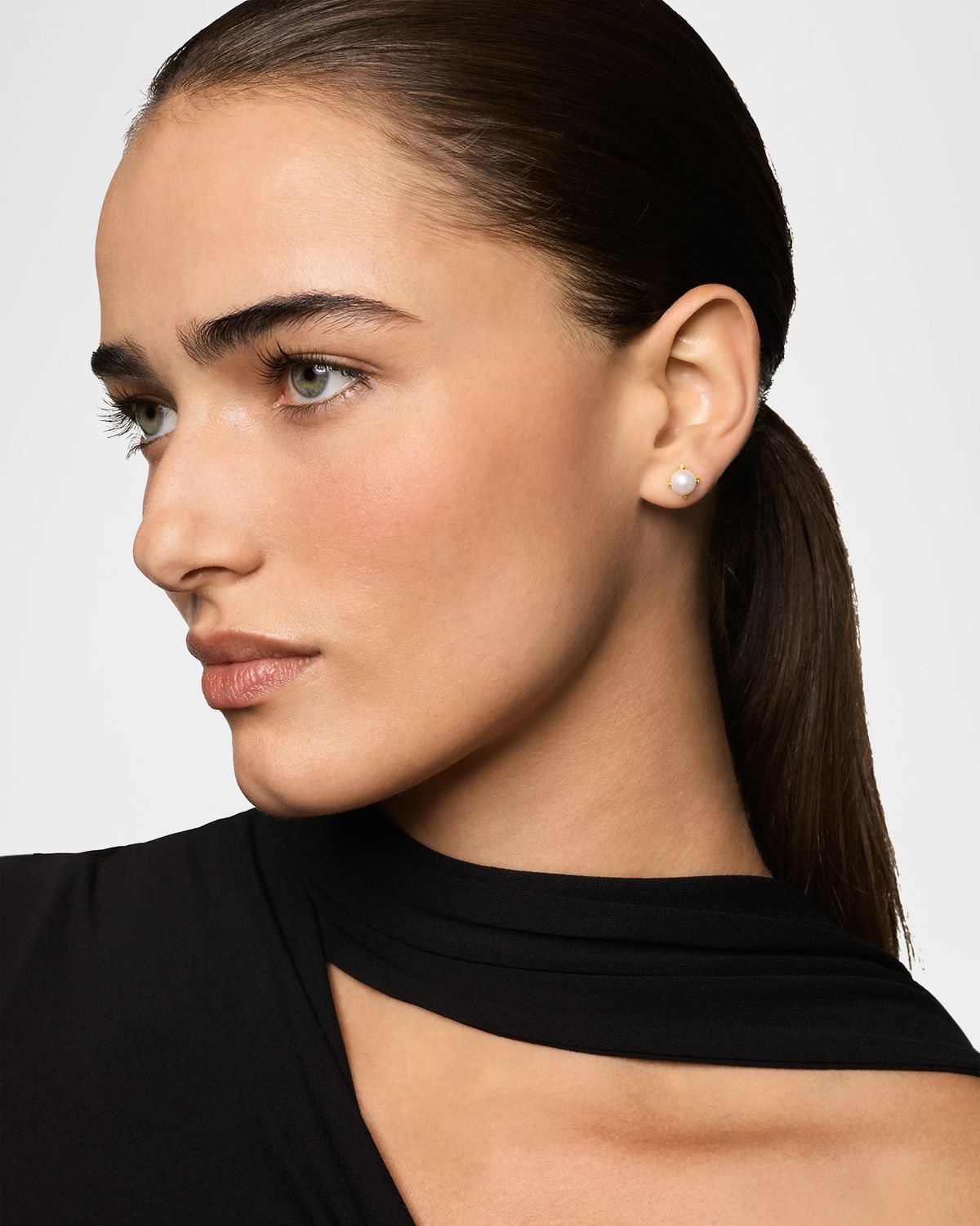 David Yurman Pearl Classics Stud Earrings with Diamonds in Silver, 6.6mm