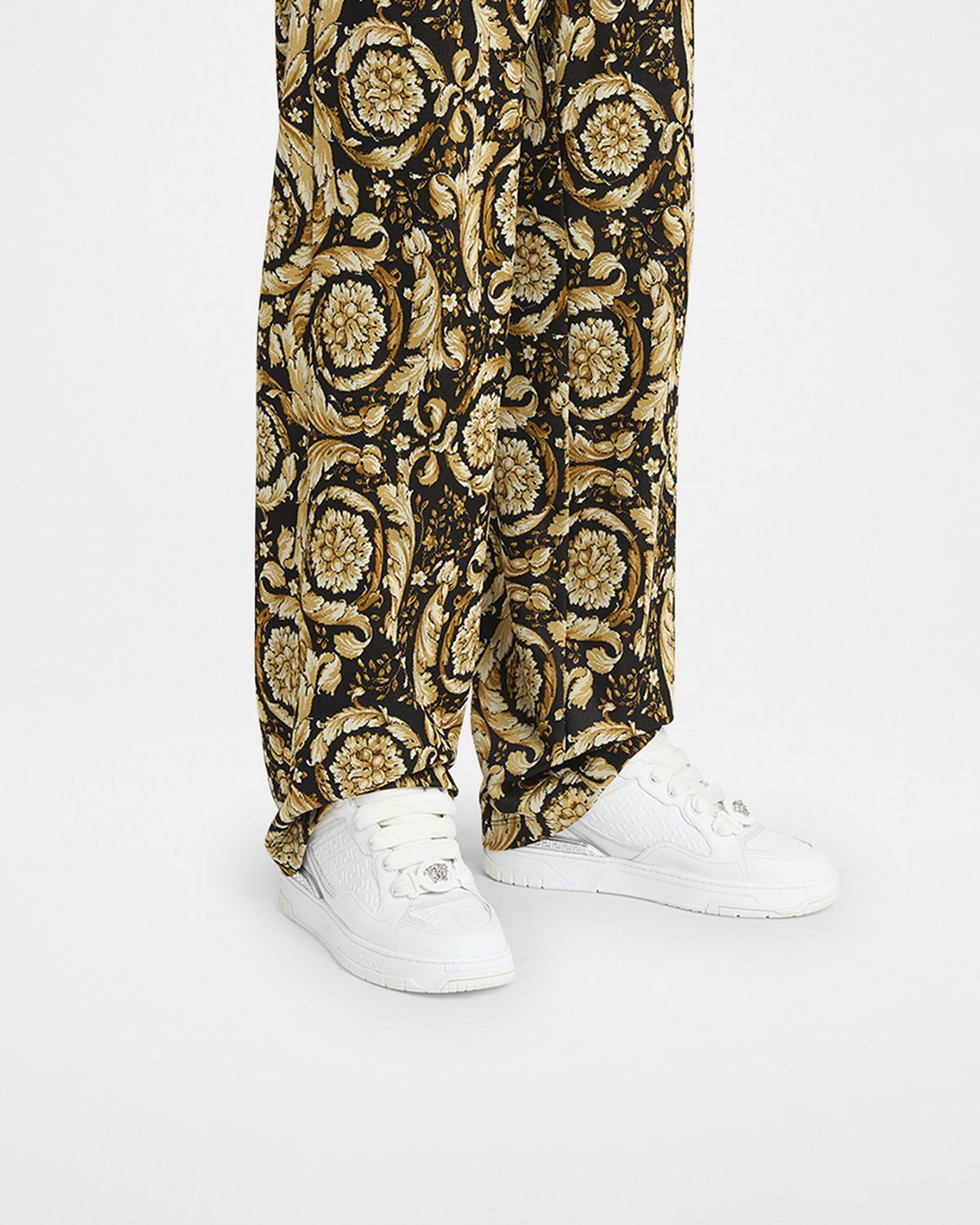 Versace Men 's Biggie Basket Leather Sneakers