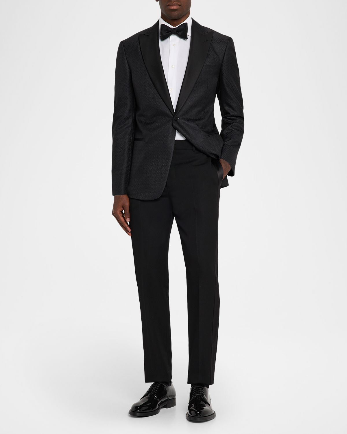 Giorgio Armani Men 's Honeycomb Satin Peak Lapel Dinner Jacket