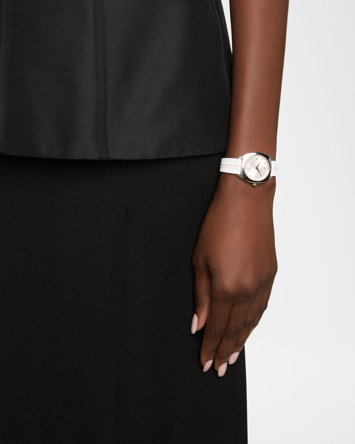 Gucci 29mm  Interlocking Diamond Watch with Rubber Strap, White