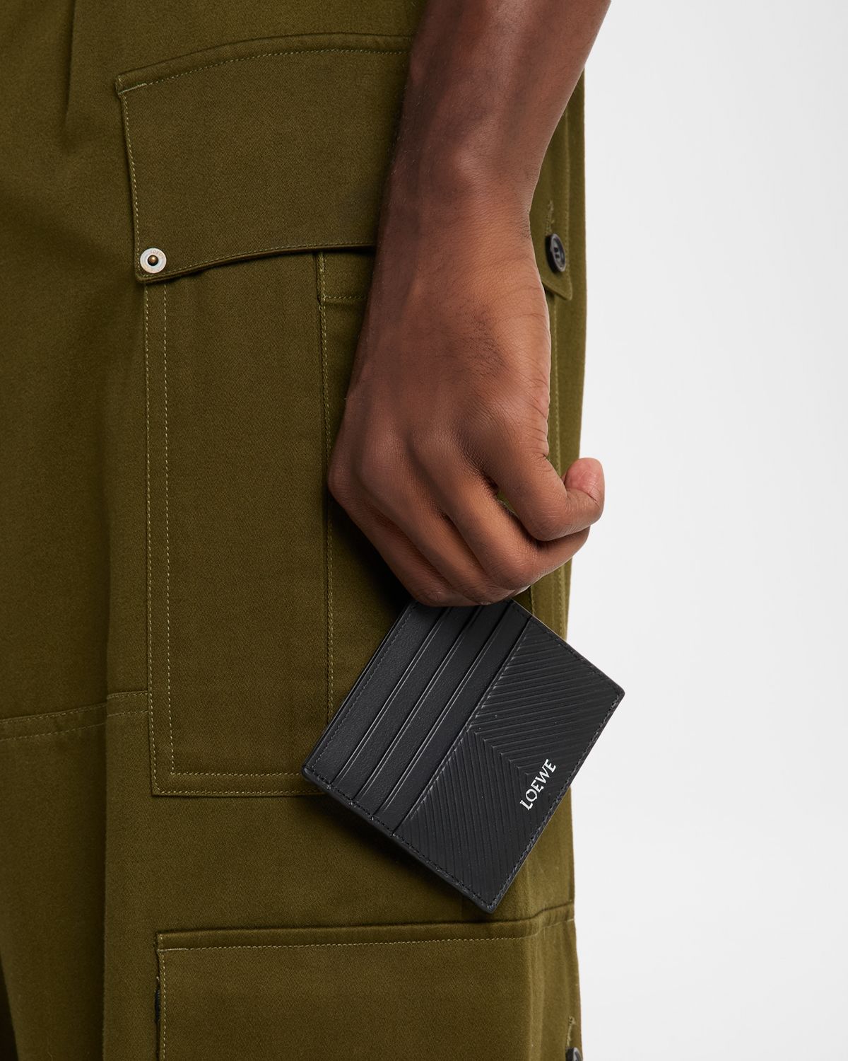 Loewe Men 's Embossed Leather Open Card Holder