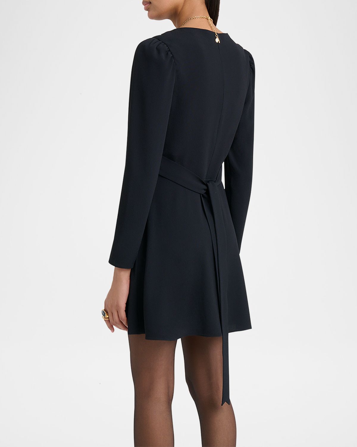 superdown Chloe Halter Mini Dress | Women's | Vtir