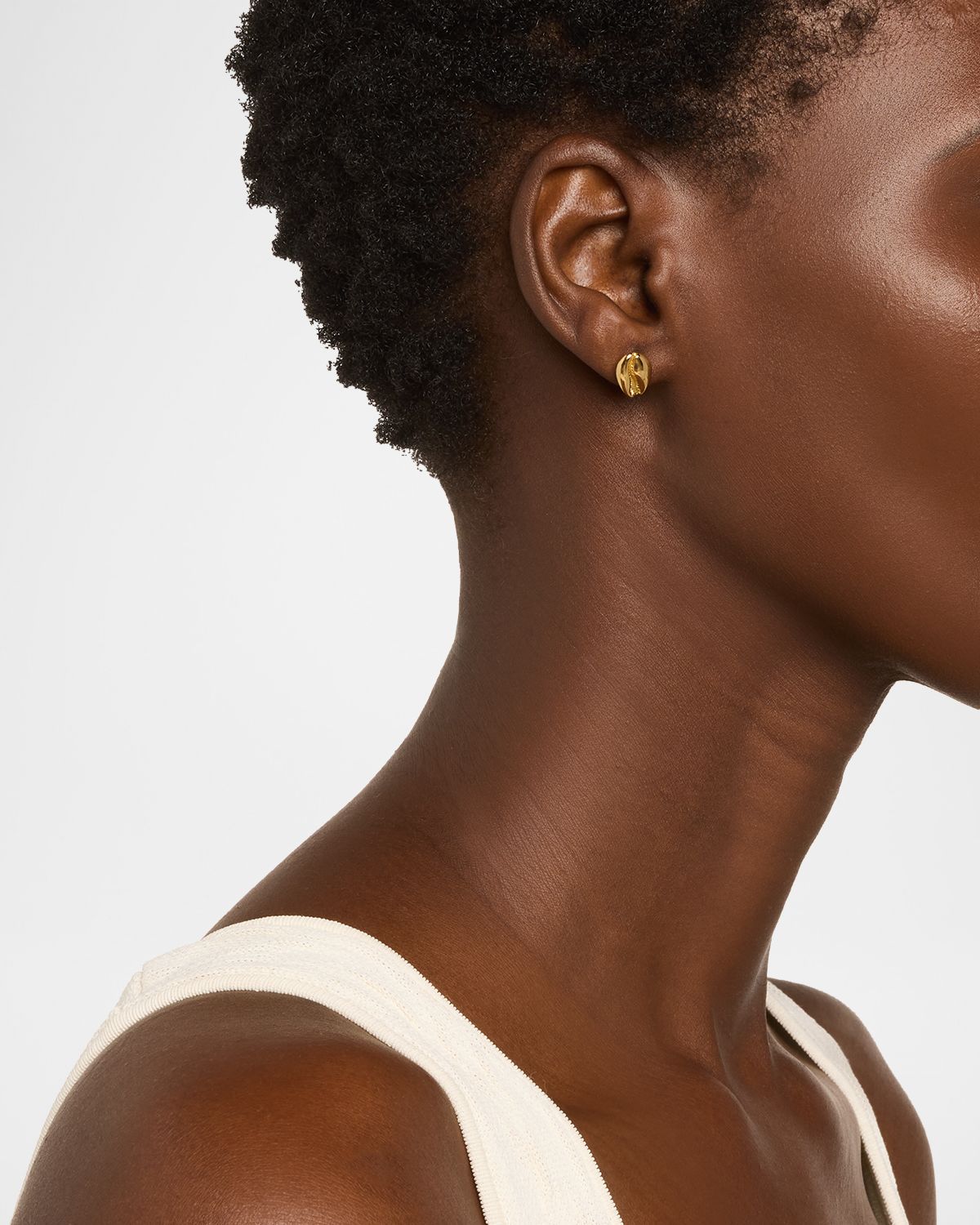 ALMASIKA 18K Le Cauri Petite Stud Earrings