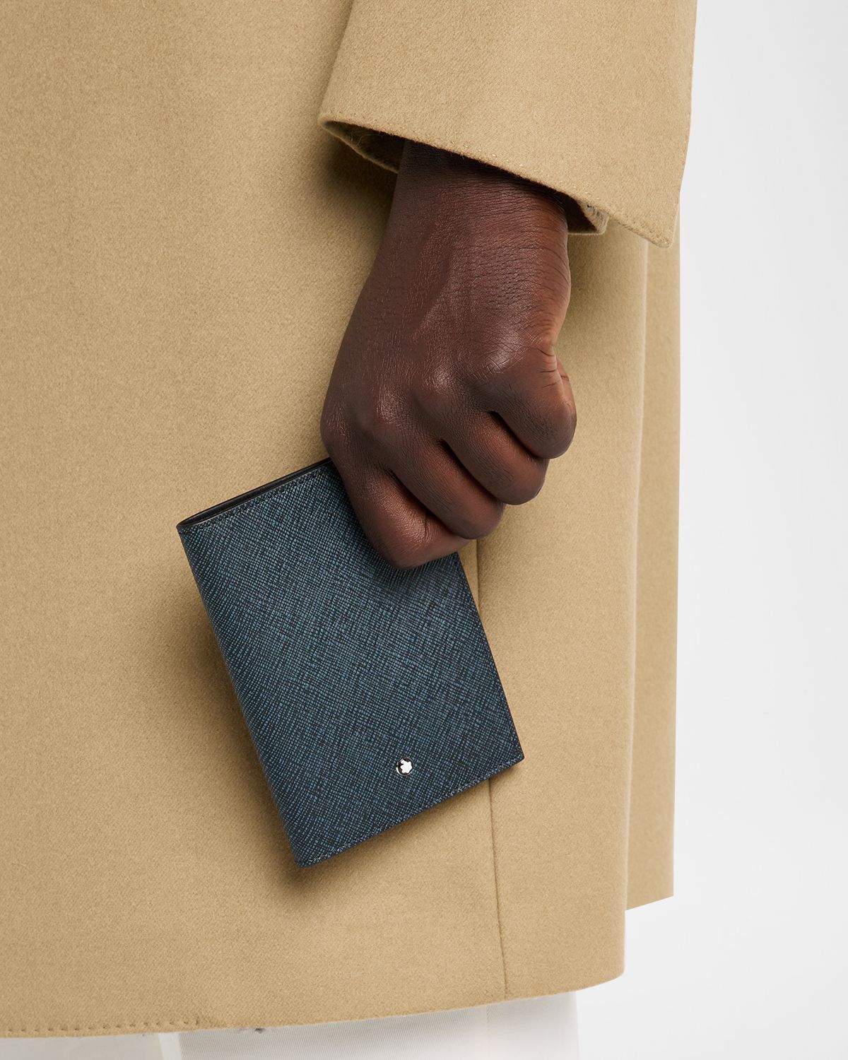 Montblanc Men 's Sartorial Leather Passport