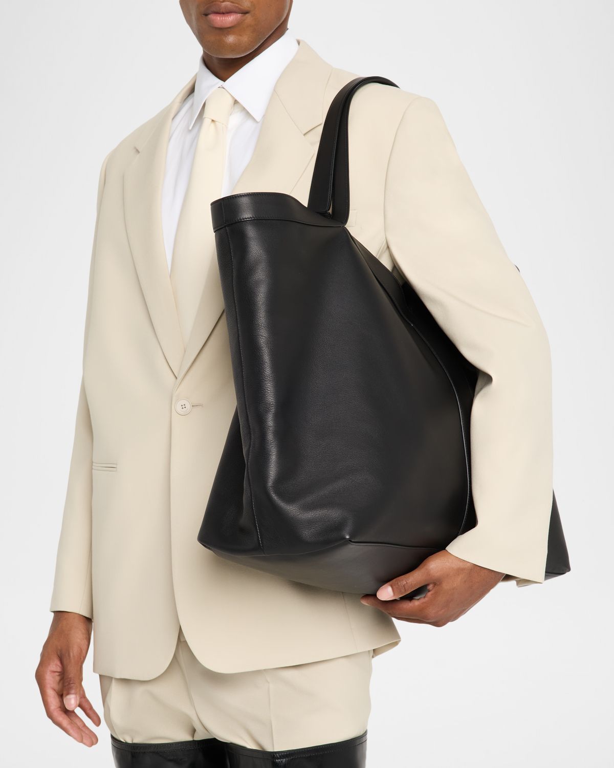 Saint Laurent Men 's Y Tote Bag in Grained Leather