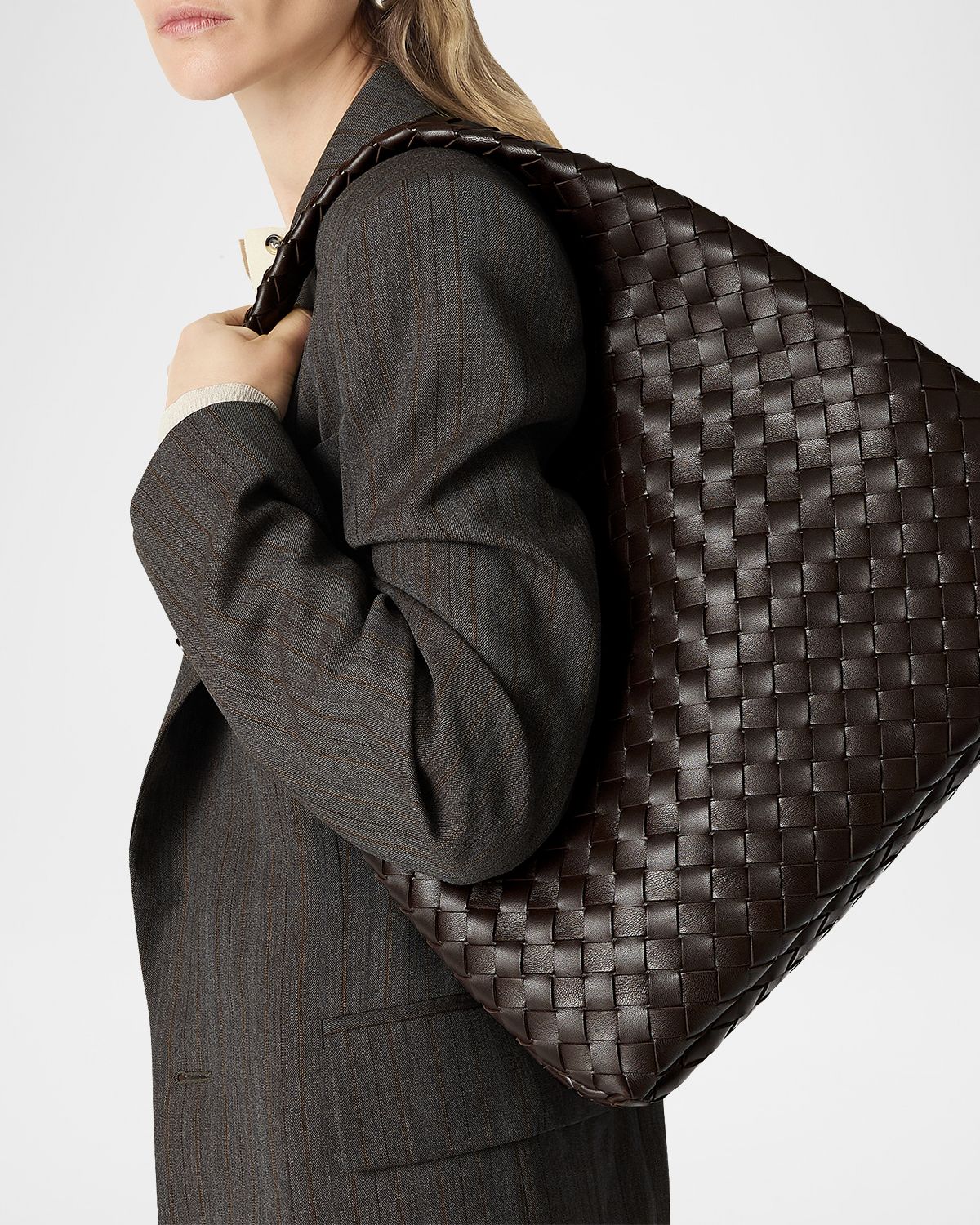 Bottega Veneta Campana Large Leather Shoulder Bag | Thumbnail 7