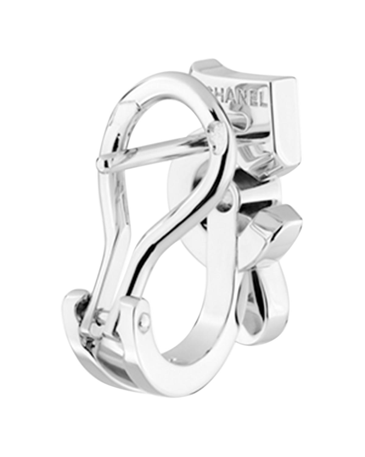 CHANEL Eternal N°5 Single Earring | Thumbnail 3