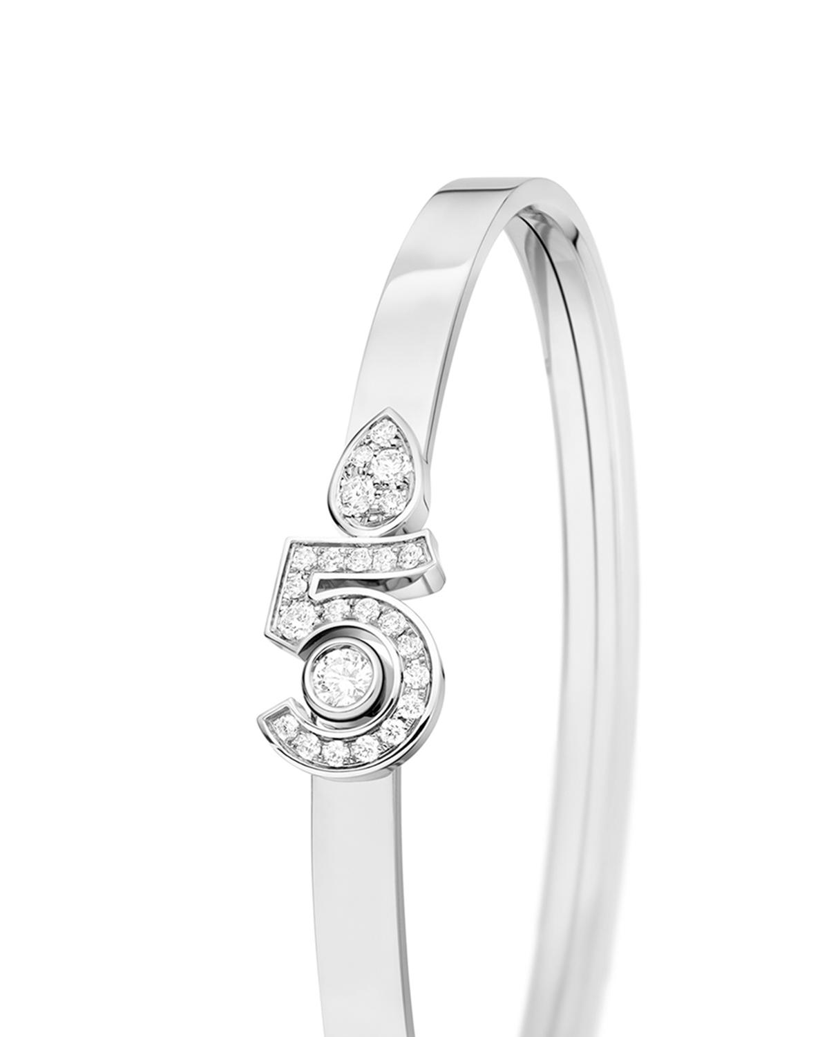 CHANEL ETERNAL N°5 BRACELET | Thumbnail 3