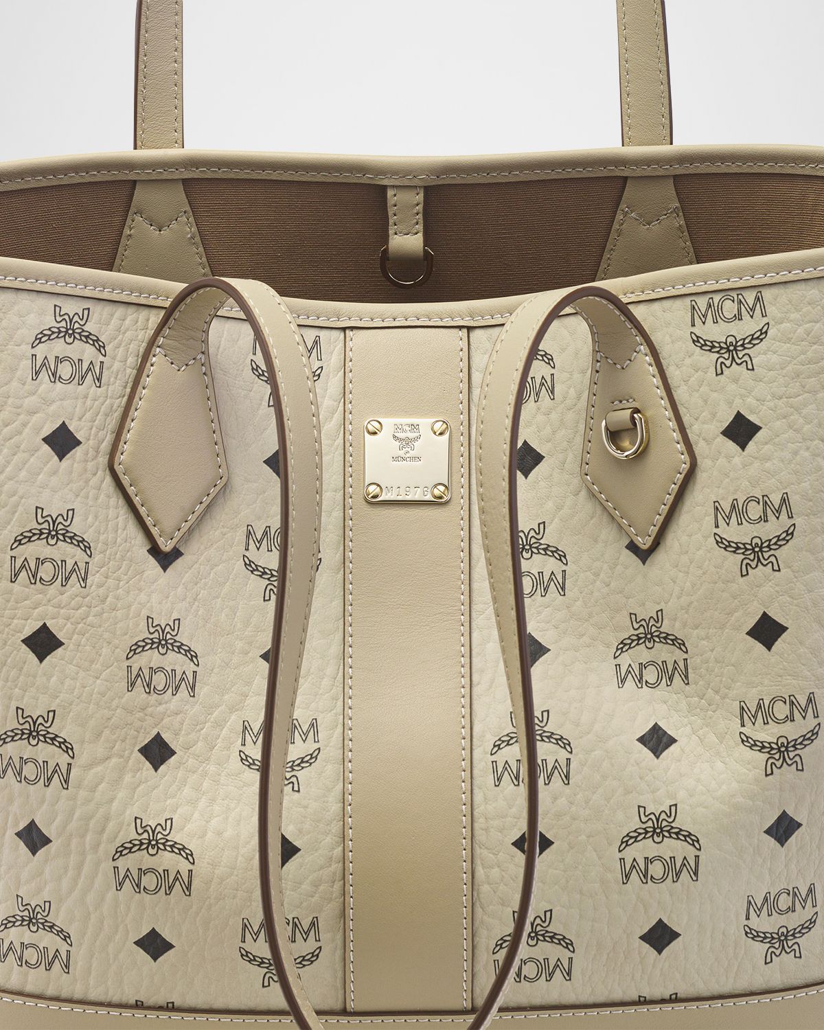 MCM Liz Small Visetos Shopper Tote Bag | Thumbnail 5