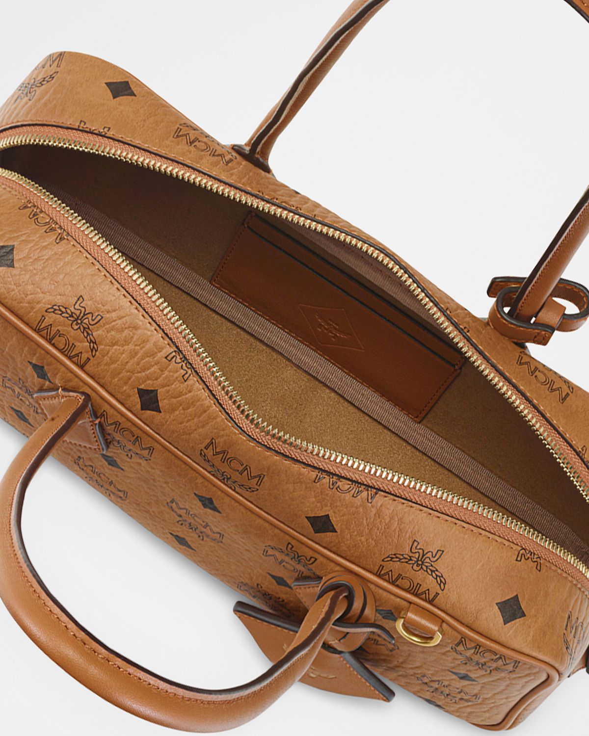 MCM Aren Visetos East-West Shoulder Bag | Thumbnail 4 MCM Aren Visetos East-West Shoulder Bag | Thumbnail 4