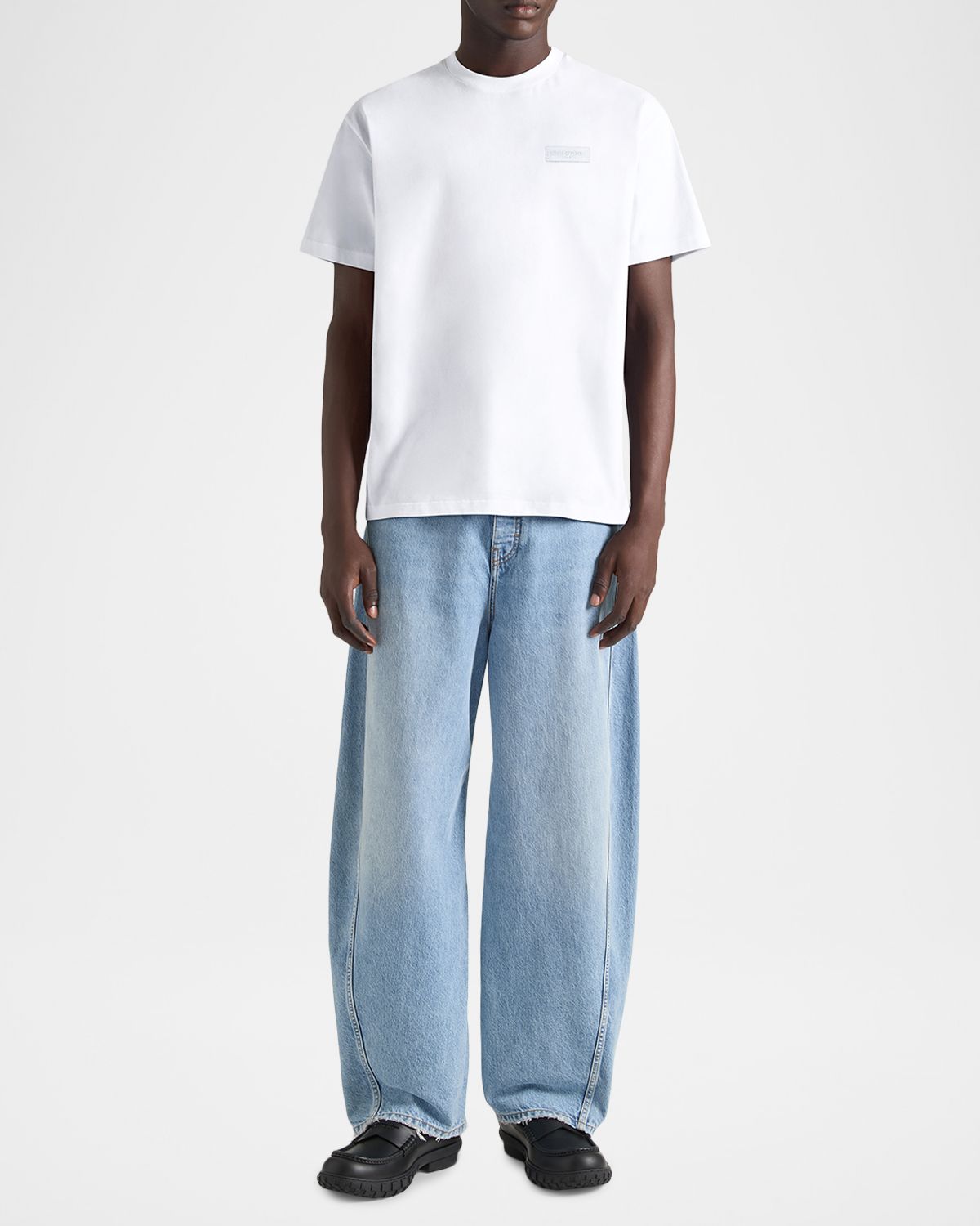 Givenchy Men 's Tonal Grosgrain Label Crewneck T-Shirt | Thumbnail 3 Givenchy Men 's Tonal Grosgrain Label Crewneck T-Shirt | Thumbnail 3