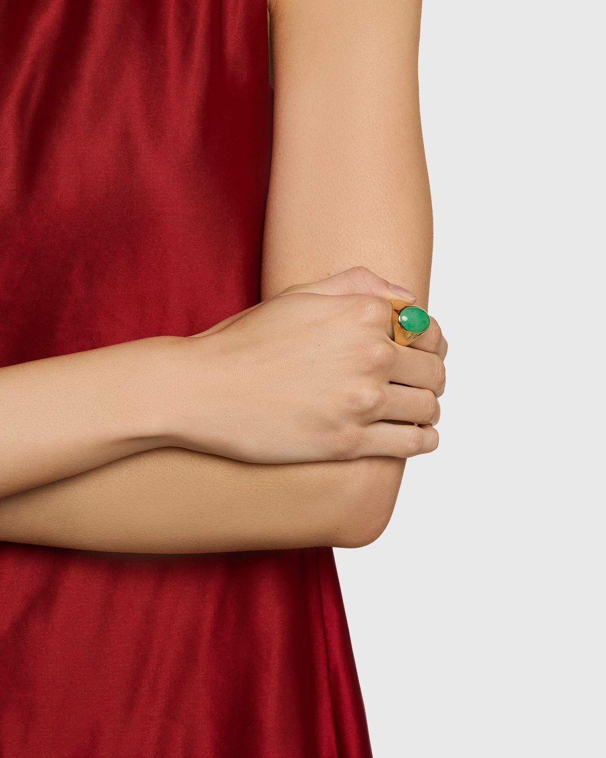 NM Estate Estate 20K Yellow Gold Jadeite Gypsy Gents Ring, Size 10