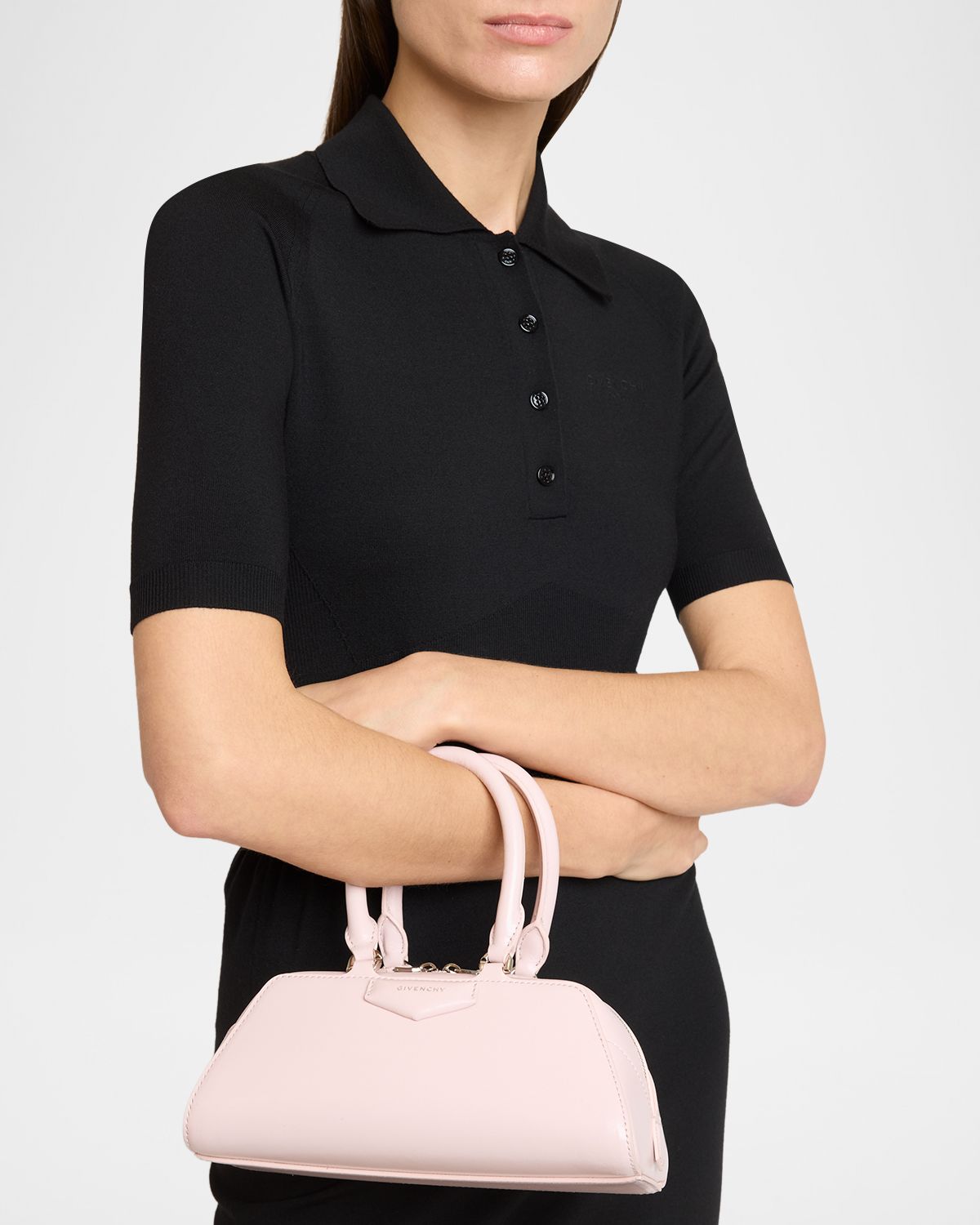 Givenchy Antigona East-West Top-Handle Bag in Box Leather | Thumbnail 6 Givenchy Antigona East-West Top-Handle Bag in Box Leather | Thumbnail 6