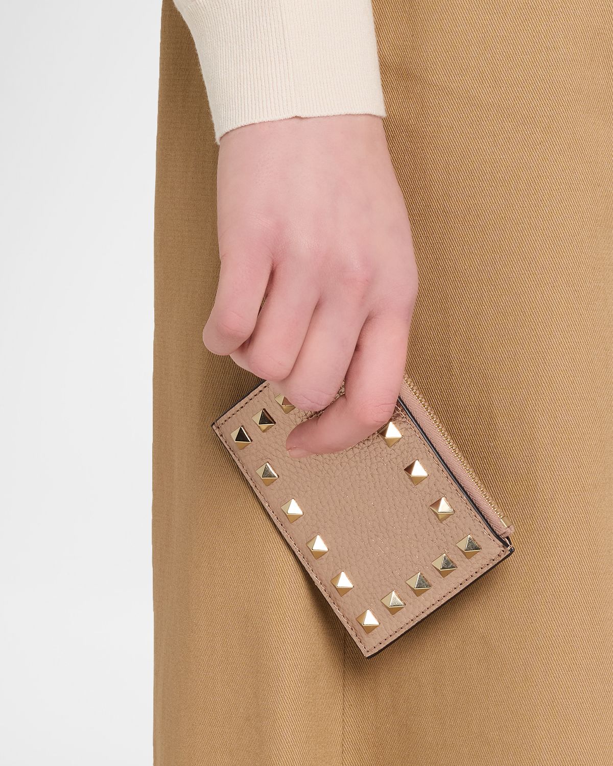 Valentino Garavani Rockstud Calfskin Cardholder with Zip