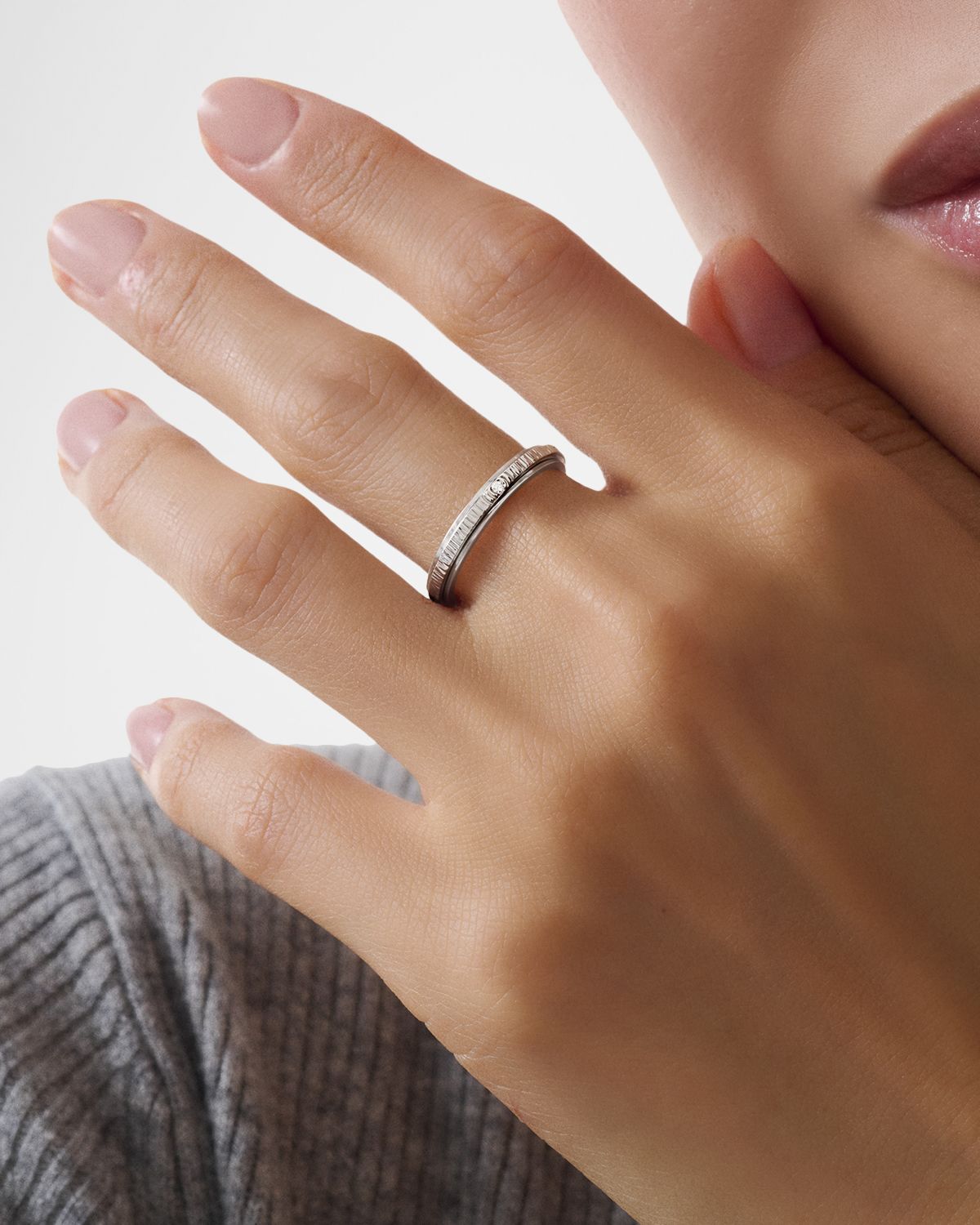 PIAGET 18K Gold Possession Ring with 1 Diamond