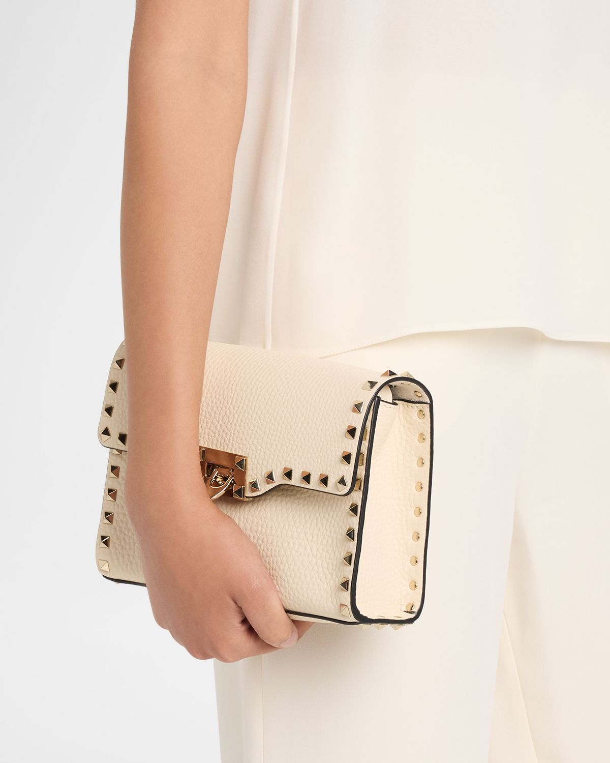 Valentino Garavani Small Rockstud Grain Leather Clutch Bag