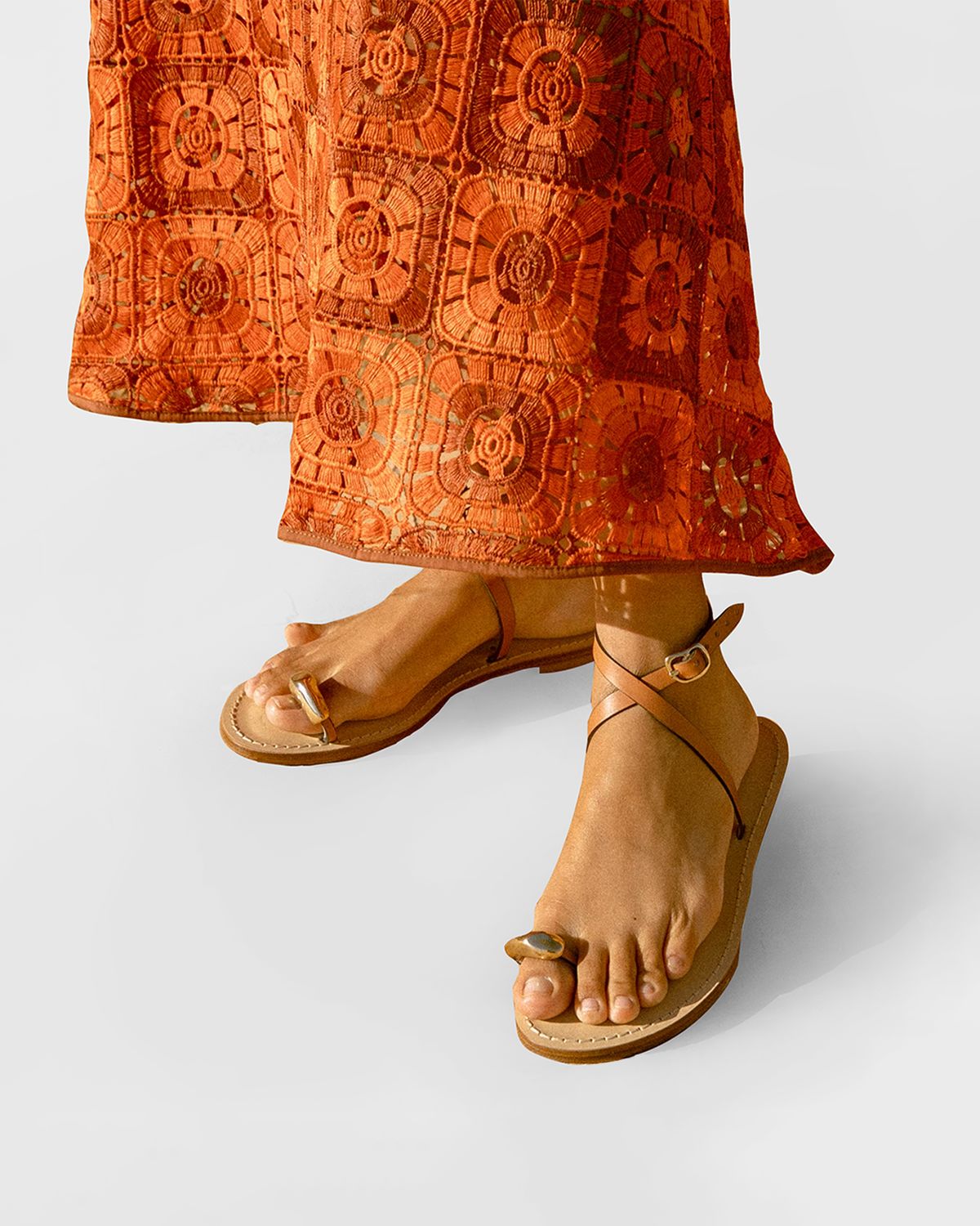 AMANU The Samburu Leather Toe-Ring Flat Sandals