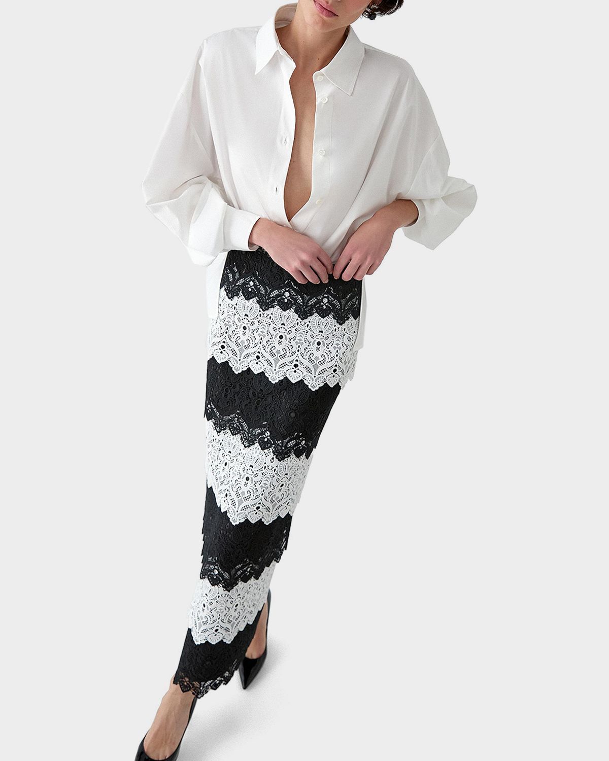 Carolina Herrera Tiered Lace Maxi Pencil Skirt