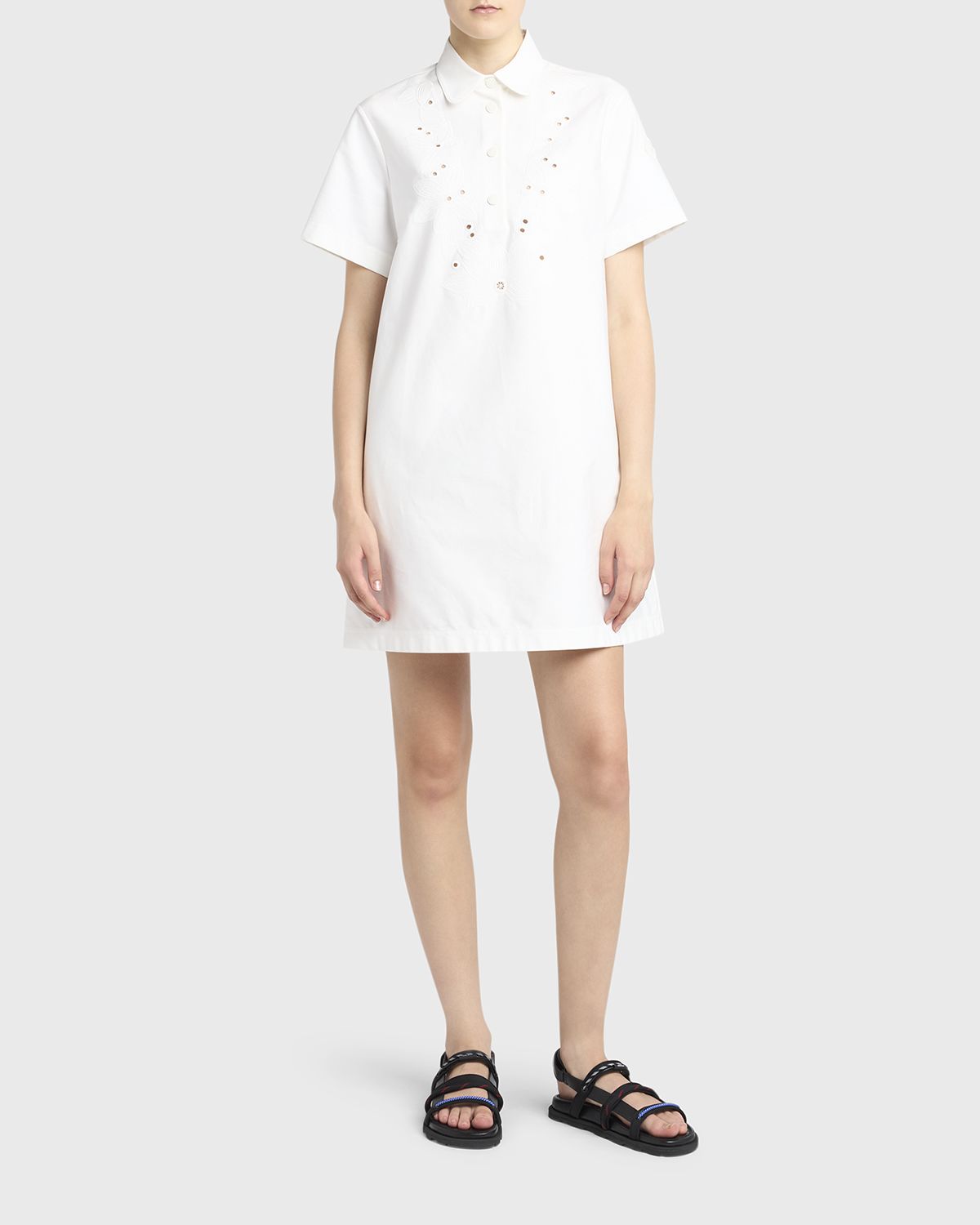 Moncler Embroidered Short-Sleeve Shirtdress