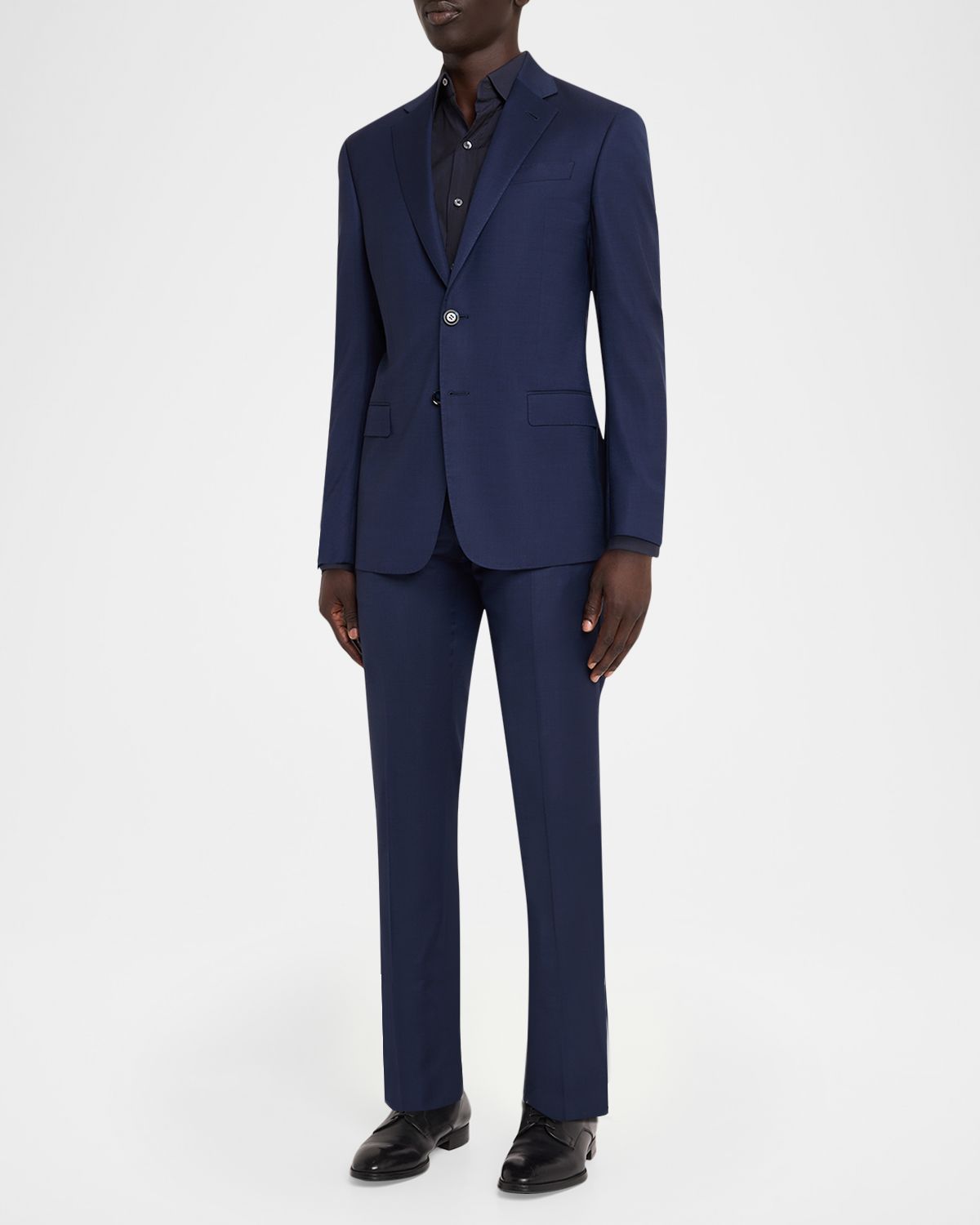 Giorgio Armani Men 's Soft Virgin Wool Two-Piece Suit