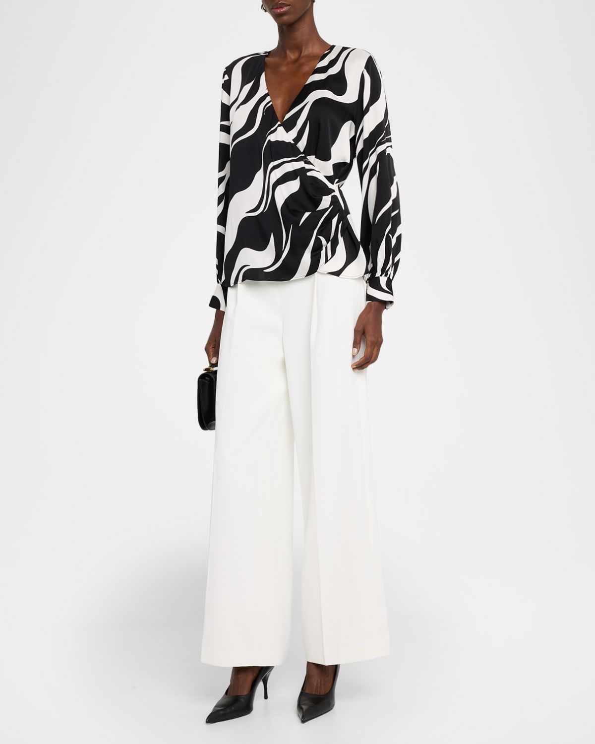 Elie Tahari Estelle Abstract Silk-Blend Surplice Blouse